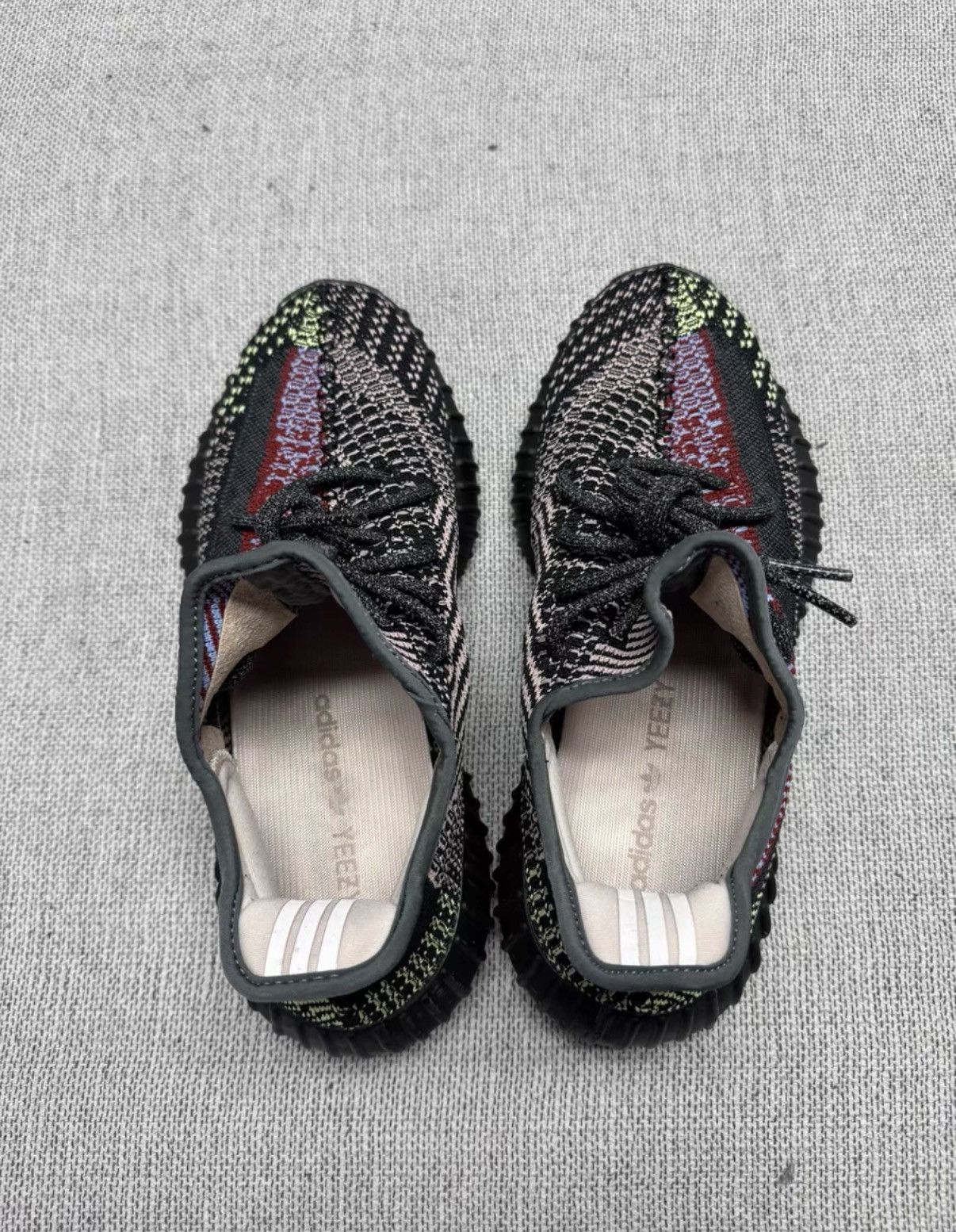 Adidas Adidas Yeezy 350 Black & Red Angel FW5190 K37 Size US 9 / EU 42 - 5 Thumbnail