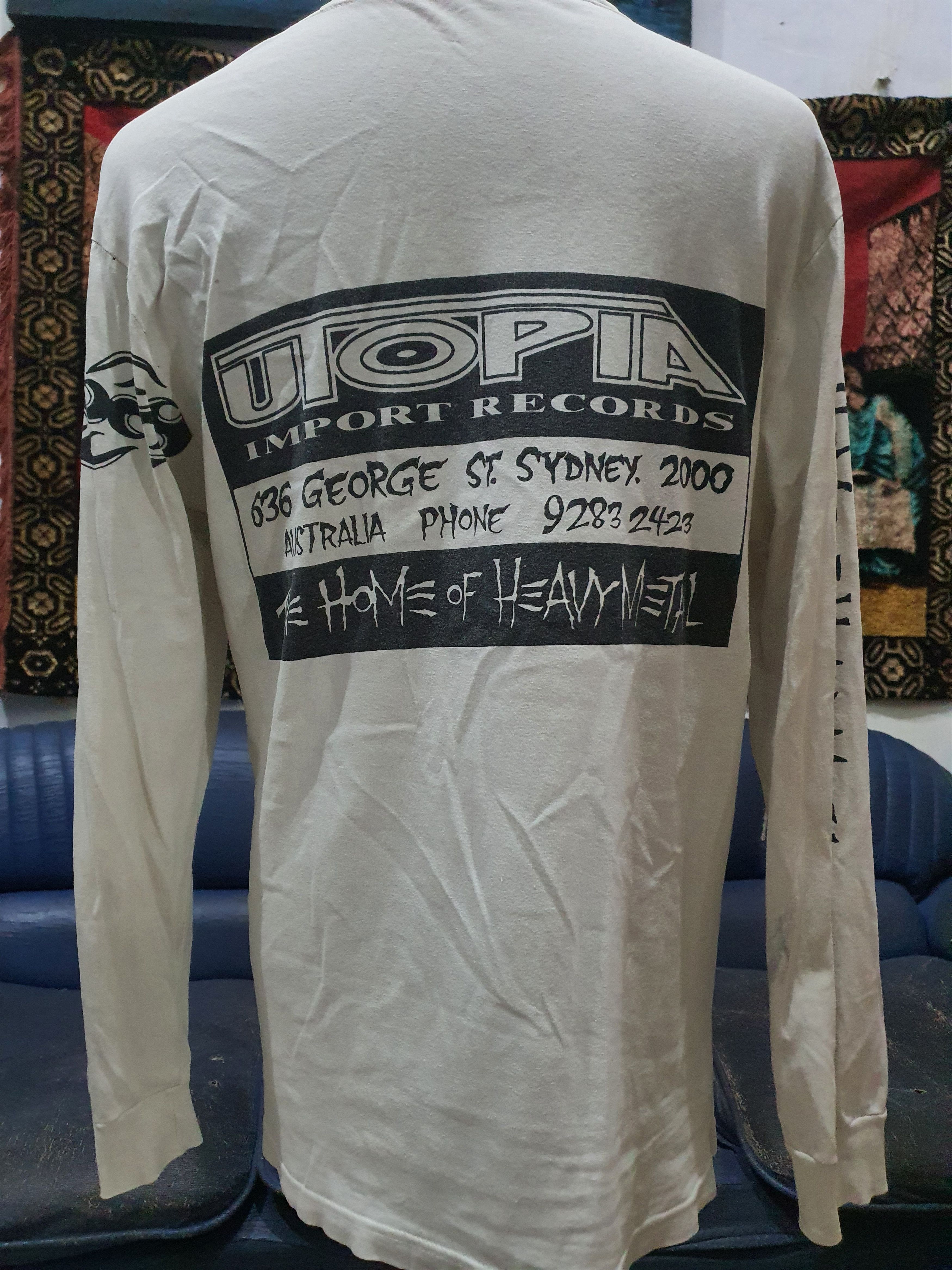Band Tees Resize 90s Utopio import records The home of Heavy metal Size US M / EU 48-50 / 2 - 8 Thumbnail