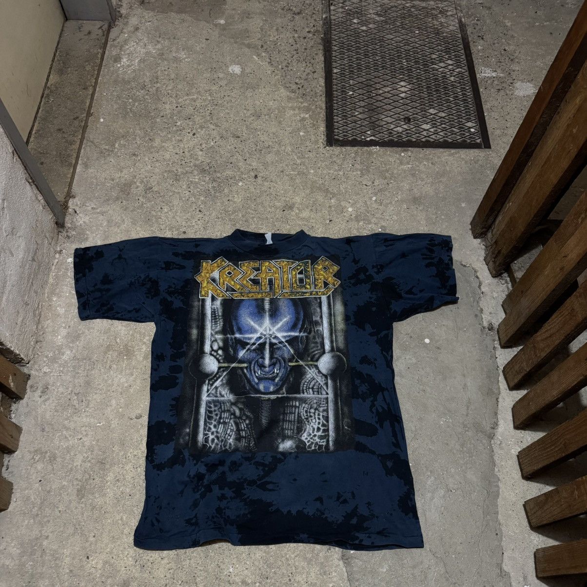 Band Tees × Vintage Vintage 90’ Kreator overprinted „cause of conflict“ t-shirt Size US L / EU 52-54 / 3 - 1 Thumbnail
