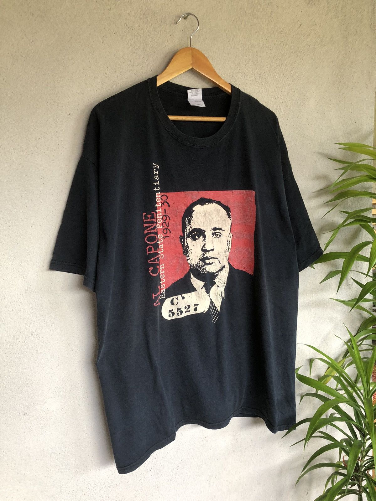 Vintage Crazy Vintage Sunfaded Al Capone Photo Tee Size US XXL / EU 58 / 5 - 2 Thumbnail