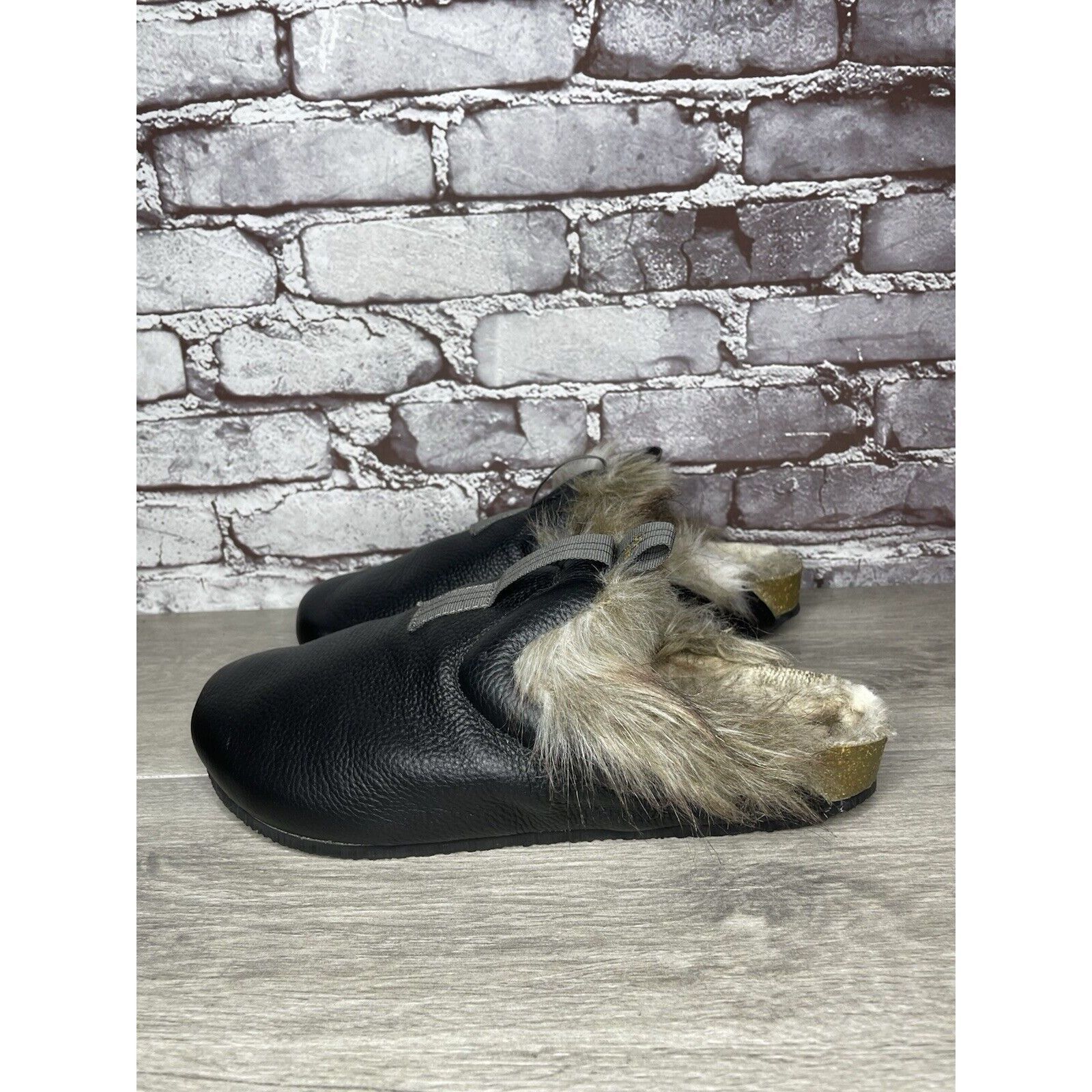 Other BANTHA Vibram Black Leather Sherpa Fur Lined Cork Mules Shoe Size US 10.5 / IT 40.5 - 21 Thumbnail