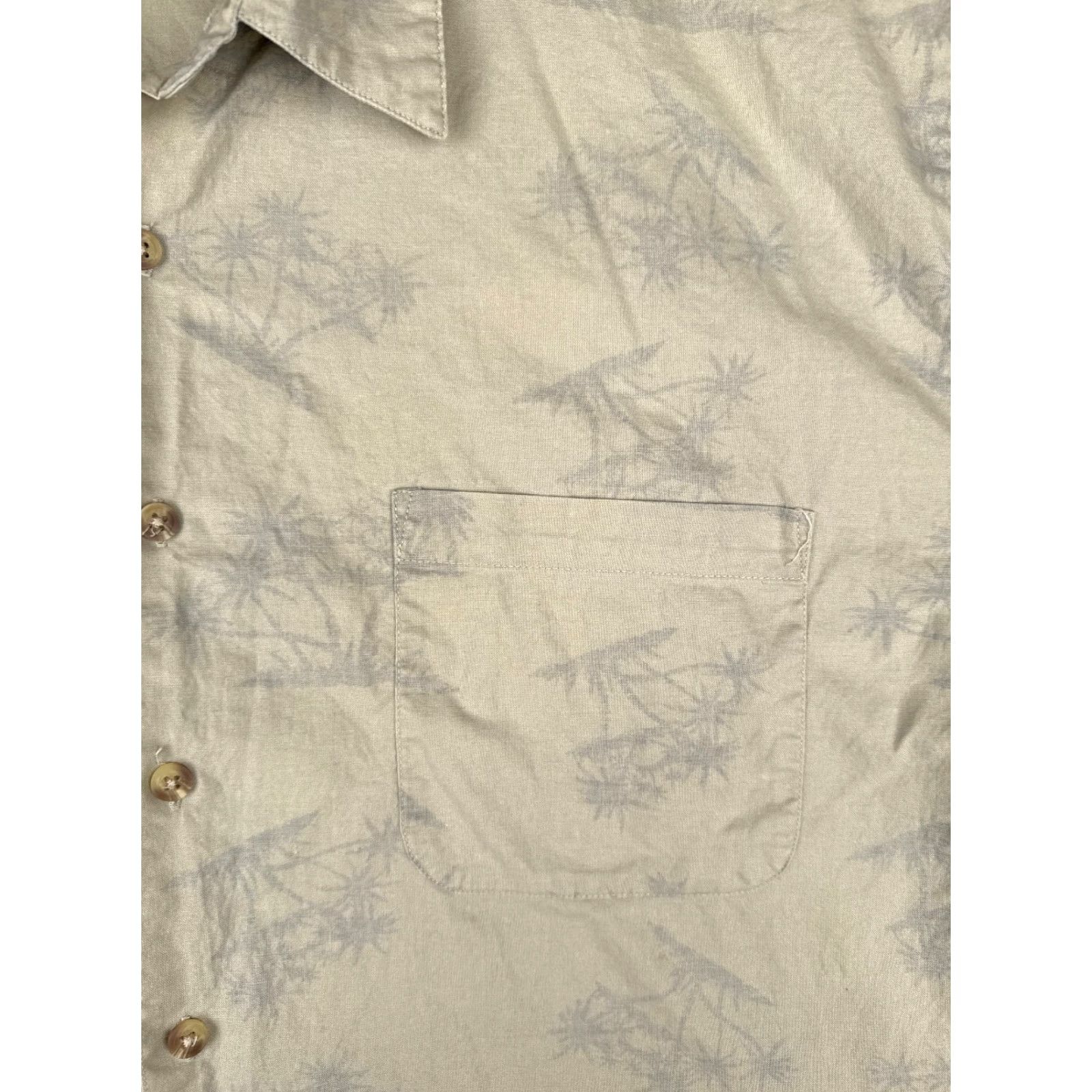 Vintage VINTAGE World Island Shirt Men XL Beige Palm Tree Button Hawaiian 100% Cotton Size US XL / EU 56 / 4 - 6 Thumbnail