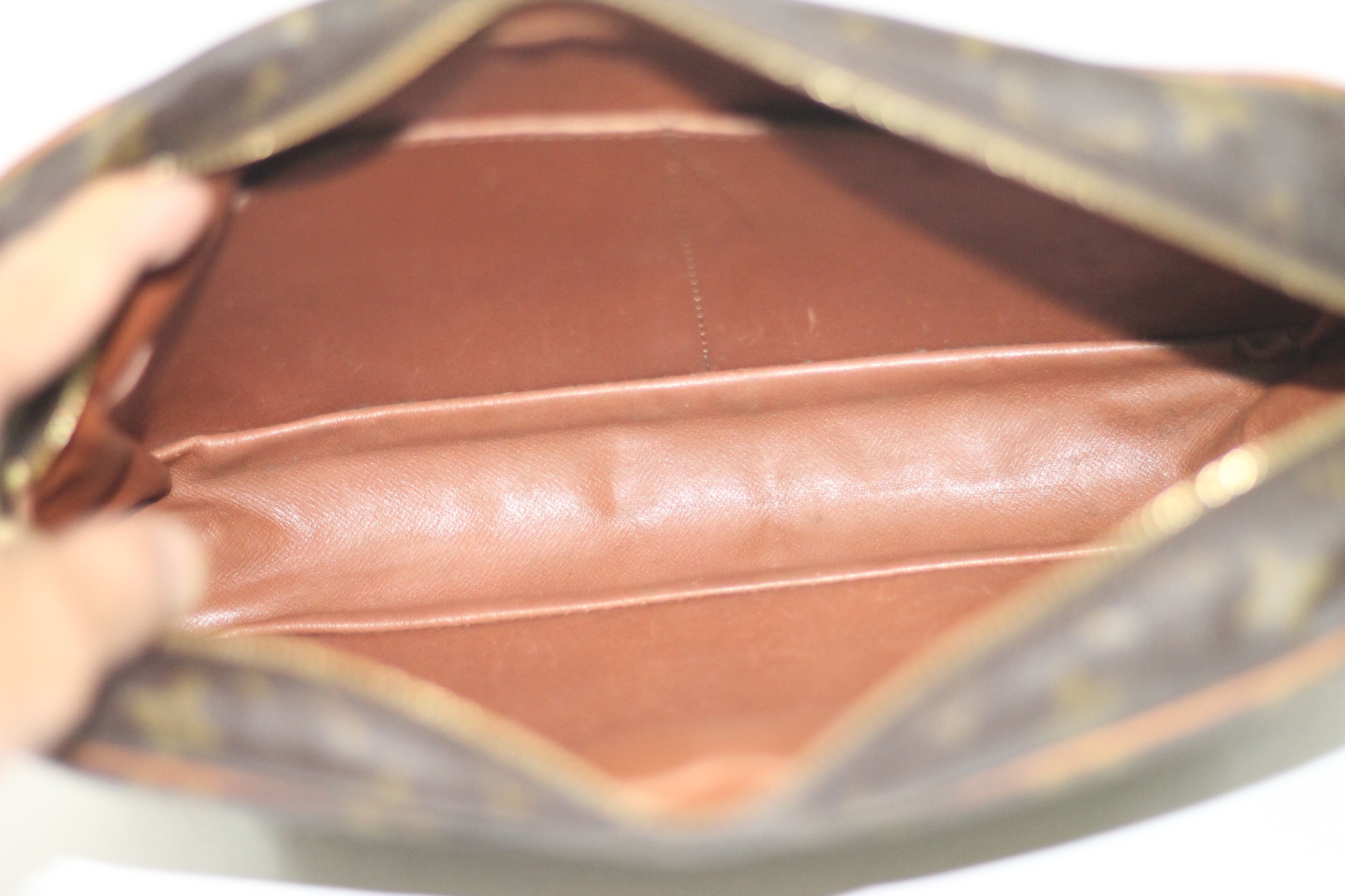 Louis Vuitton Vintage LOUIS VUITTON 871 SL Compiegne 28 Bag. Size ONE SIZE - 13 Thumbnail