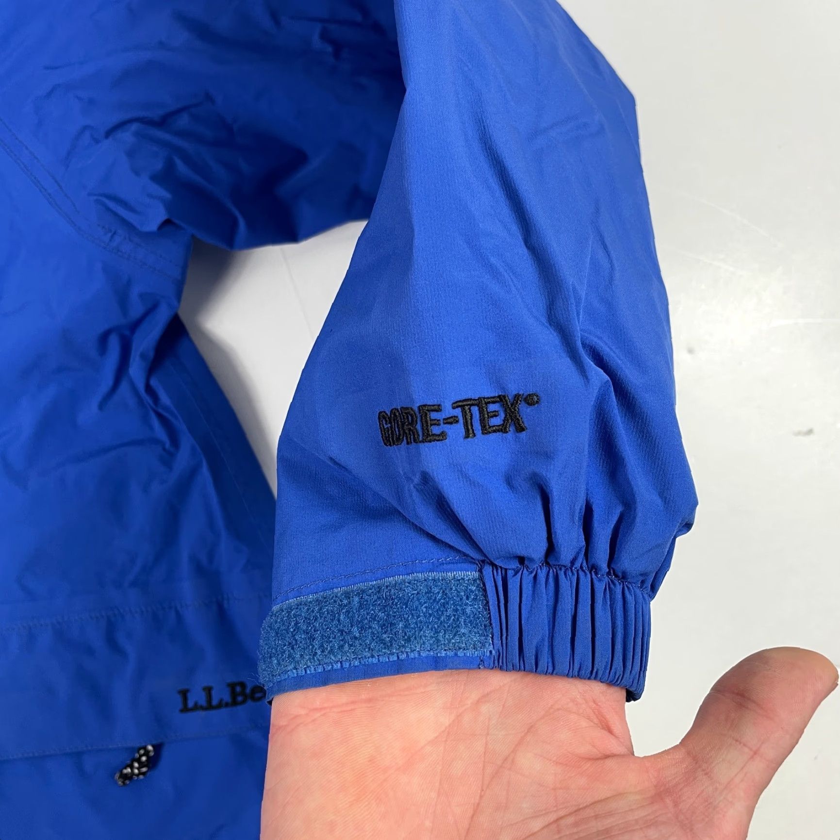 Vintage VINTAGE L.L.Bean Jacket Mens M Blue Goretex Waterproof Hooded Hiking Fishing Coat/Softshell Rain Wind-Resistant Size US M / EU 48-50 / 2 - 5 Thumbnail