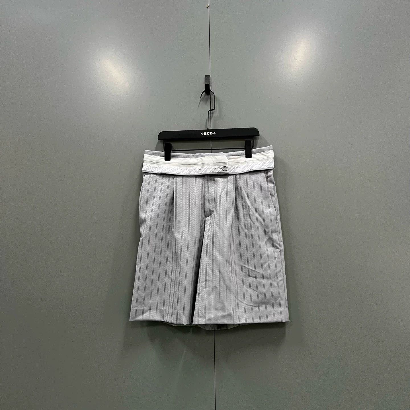 Dior Dior Gray Striped Casual Shorts Size US 32 / EU 48 - 1 Thumbnail