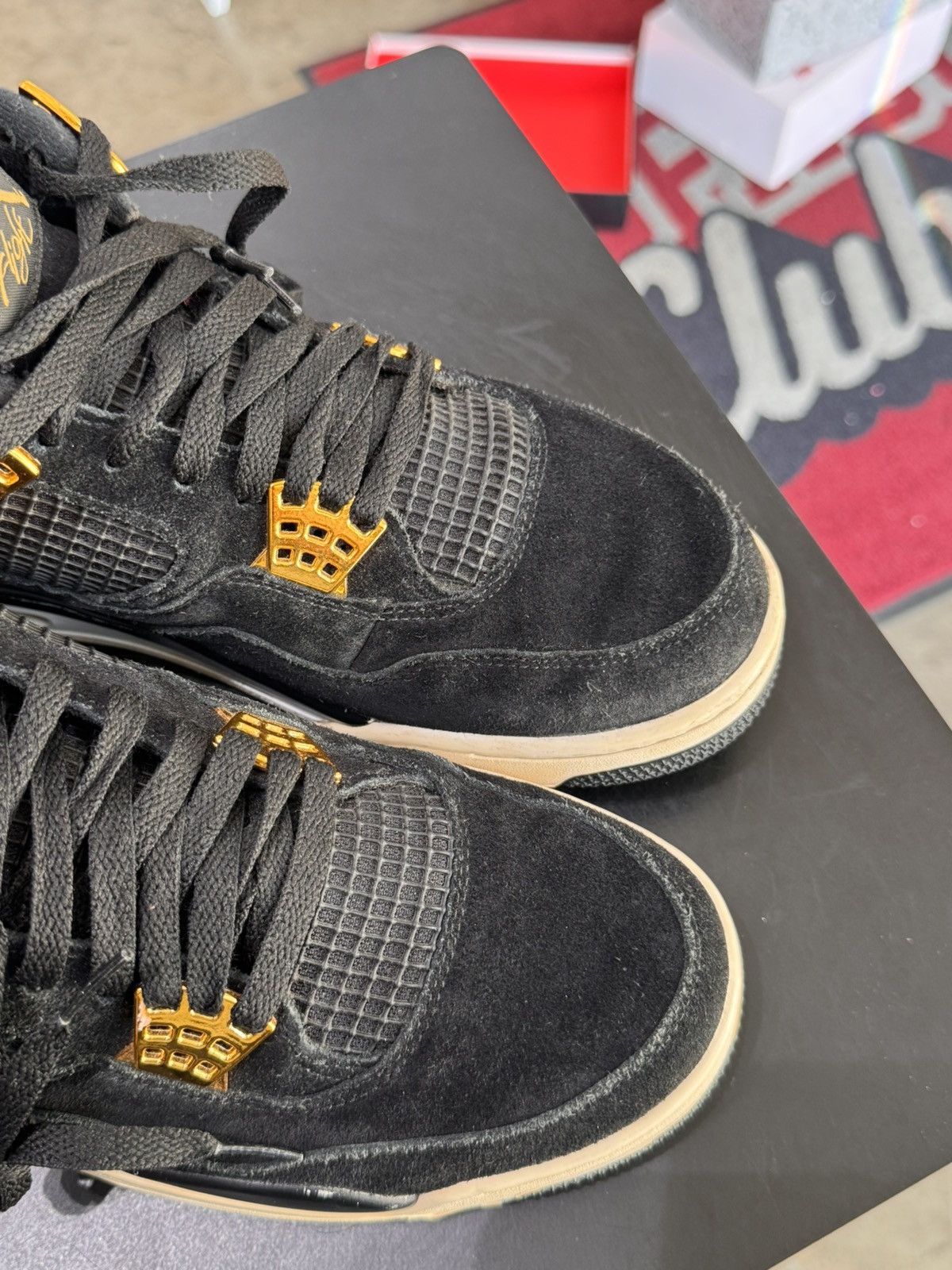 Jordan Brand Air Jordan 4 Royalty Size 12 (2017) Size US 12 / EU 45 - 7 Thumbnail