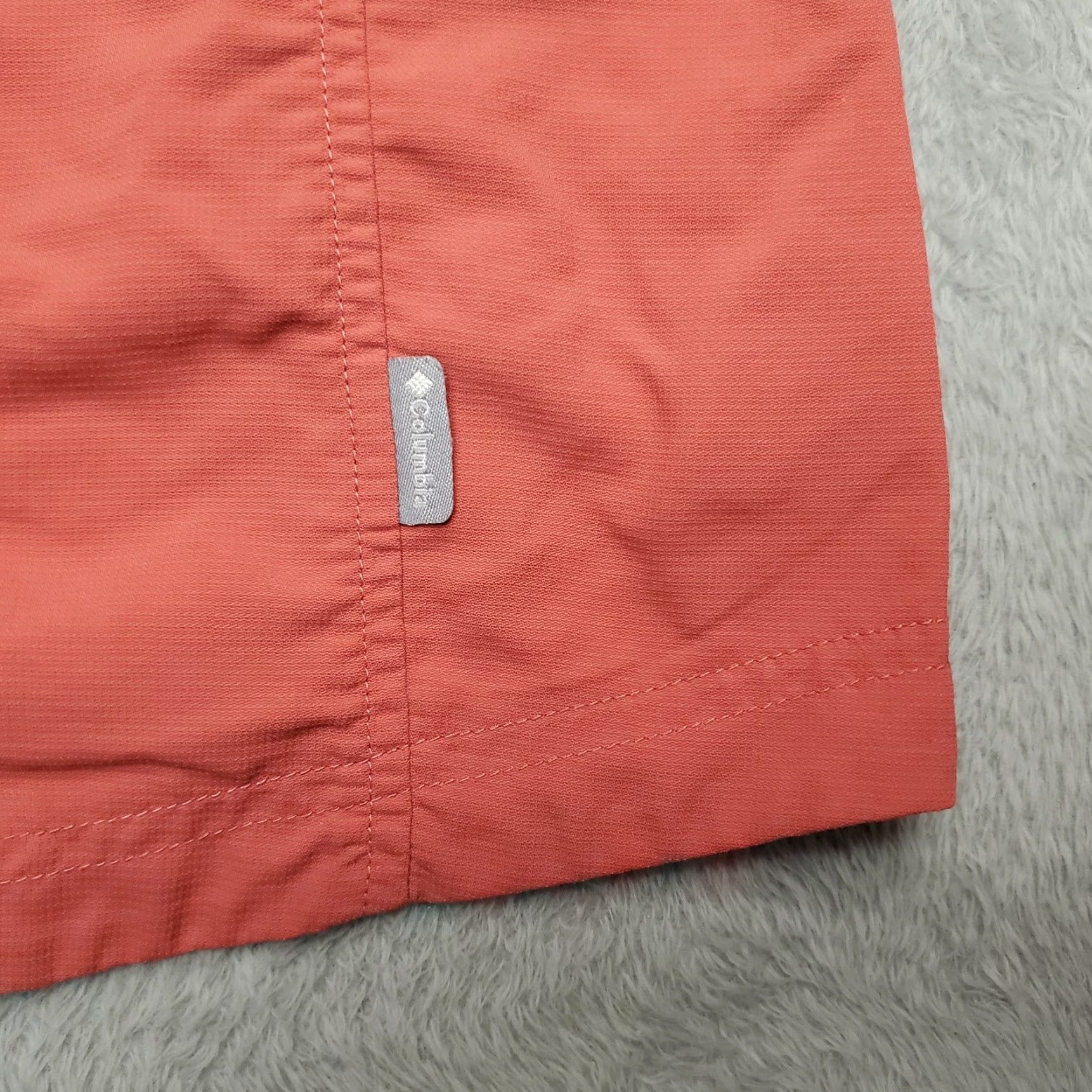 Vintage Columbia Shirt Women L Red Vented Roll Tab Outdoor Gorp Hike Fish Gorp Outdoor Size L / US 10 / IT 46 - 5 Thumbnail