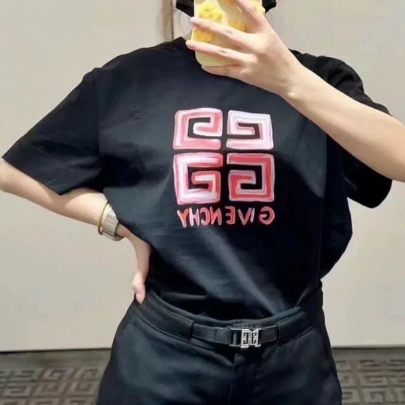 Givenchy Givenchy Givenchy Short-Sleeve T-Shirt (Summer) Size S / US 4 / IT 40 - 1 Thumbnail