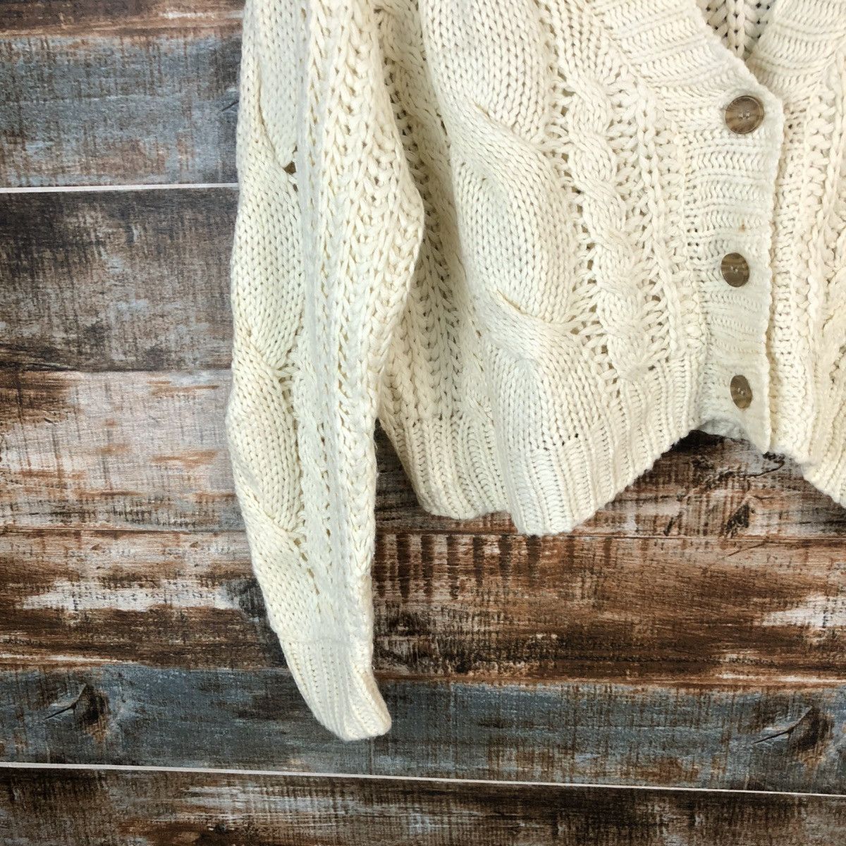 Vintage Emsexcite White Cardigan Knitwear crop top #A1474 Size M / US 6-8 / IT 42-44 - 6 Thumbnail