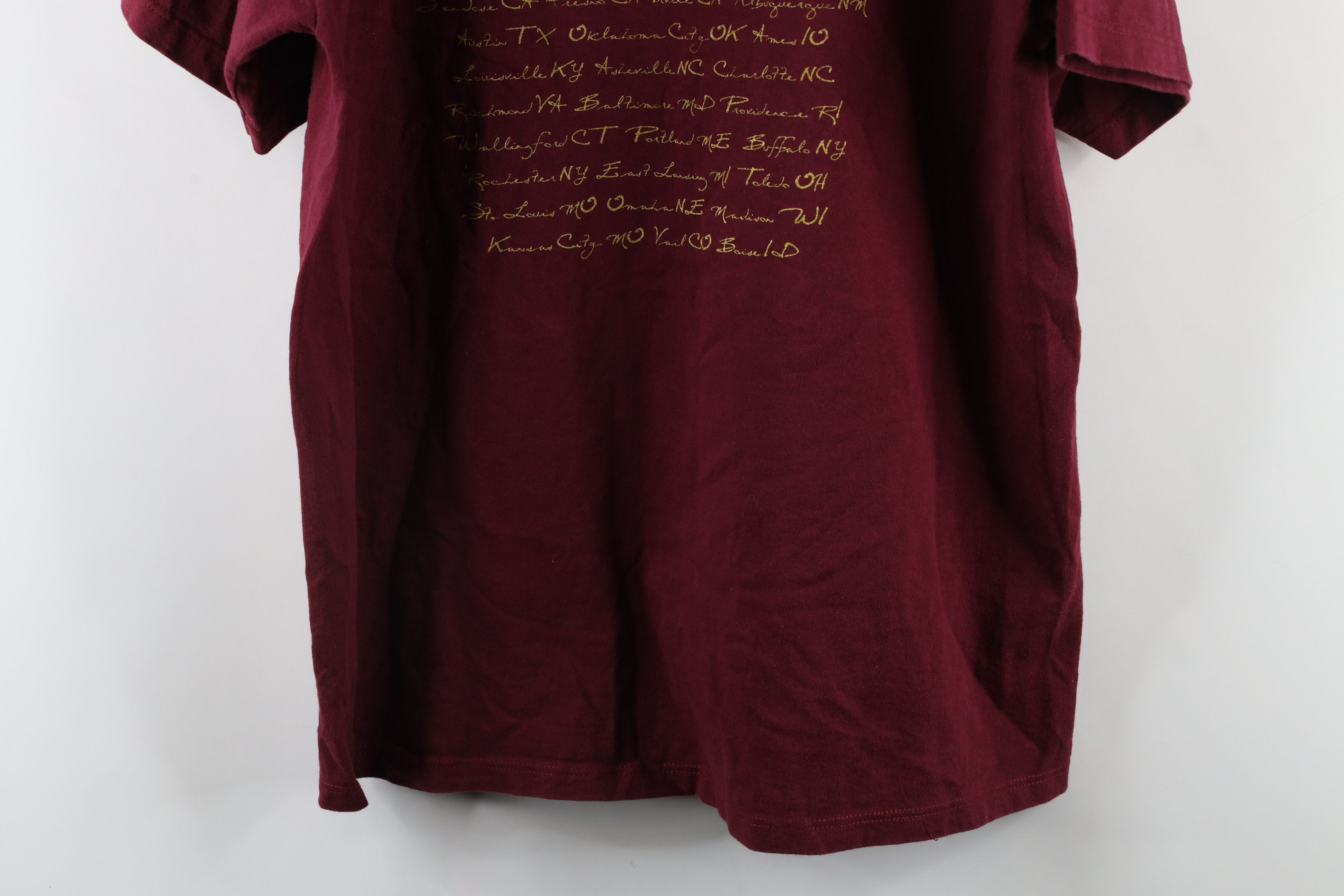 Vintage Vintage 90s Tour Sarah McLachlan Band T-Shirt Red Cotton Size US L / EU 52-54 / 3 - 12 Thumbnail