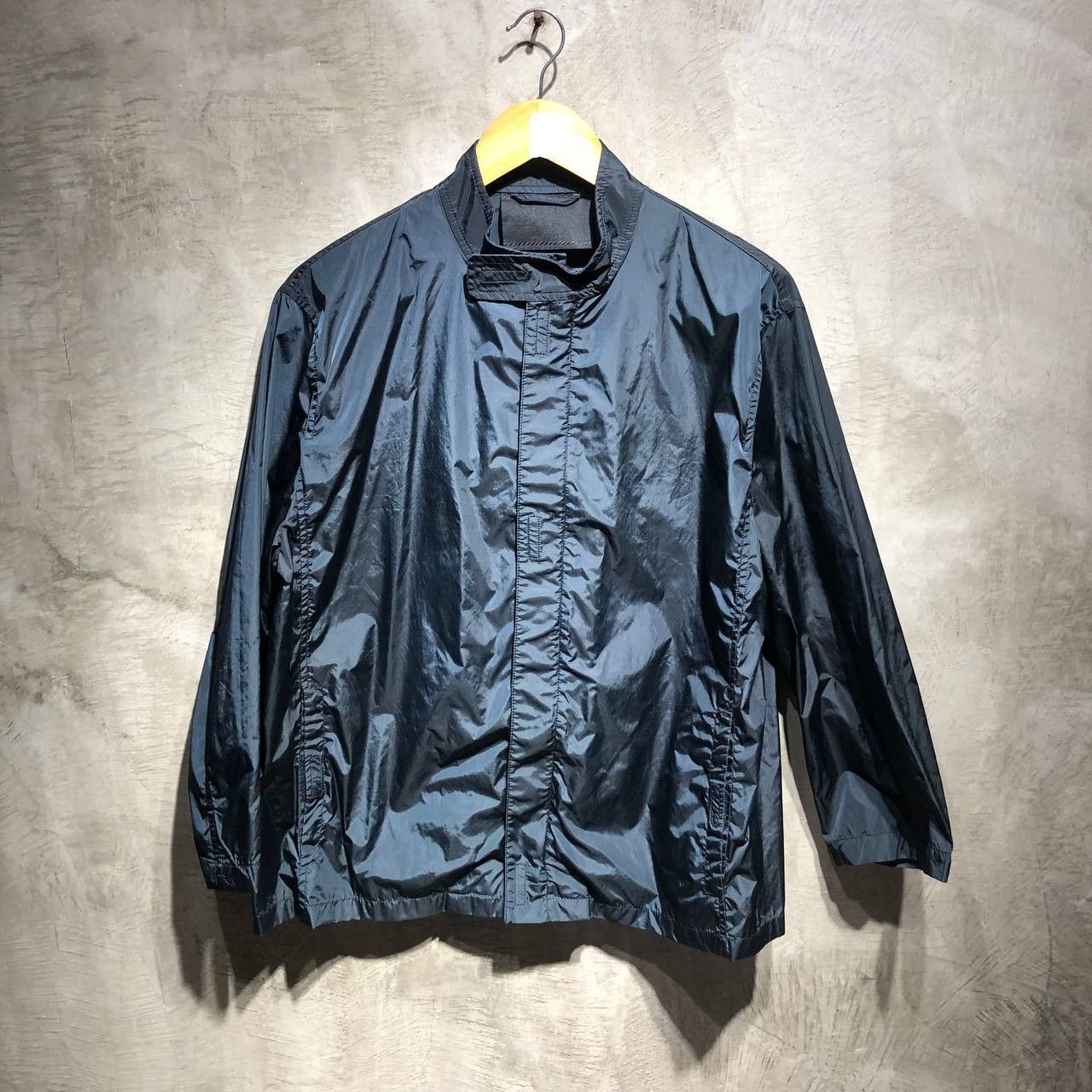 Prada Prada Nylon Windbreaker coach jacket Size US L / EU 52-54 / 3 - 1 Thumbnail