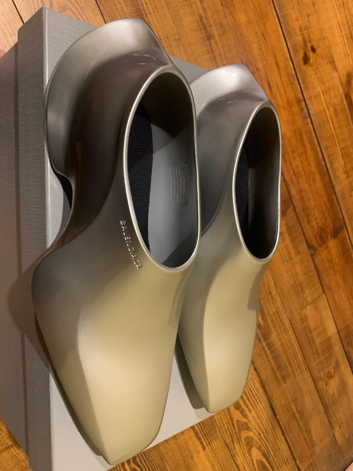 Balenciaga Balenciaga Space shoes Size US 8.5 / EU 41-42 - 2 Thumbnail