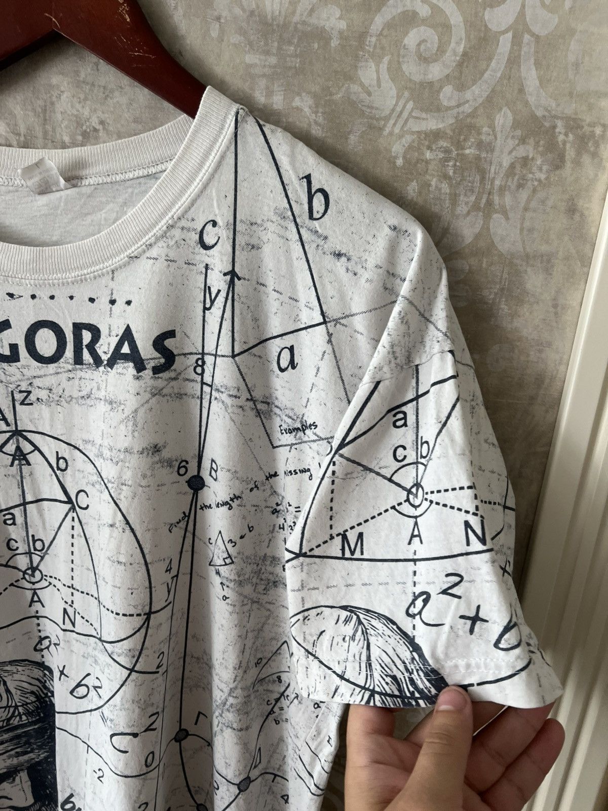 Vintage Vintage Pythagoras Graphic All Over Print Philosophy Tee Size US L / EU 52-54 / 3 - 9 Thumbnail
