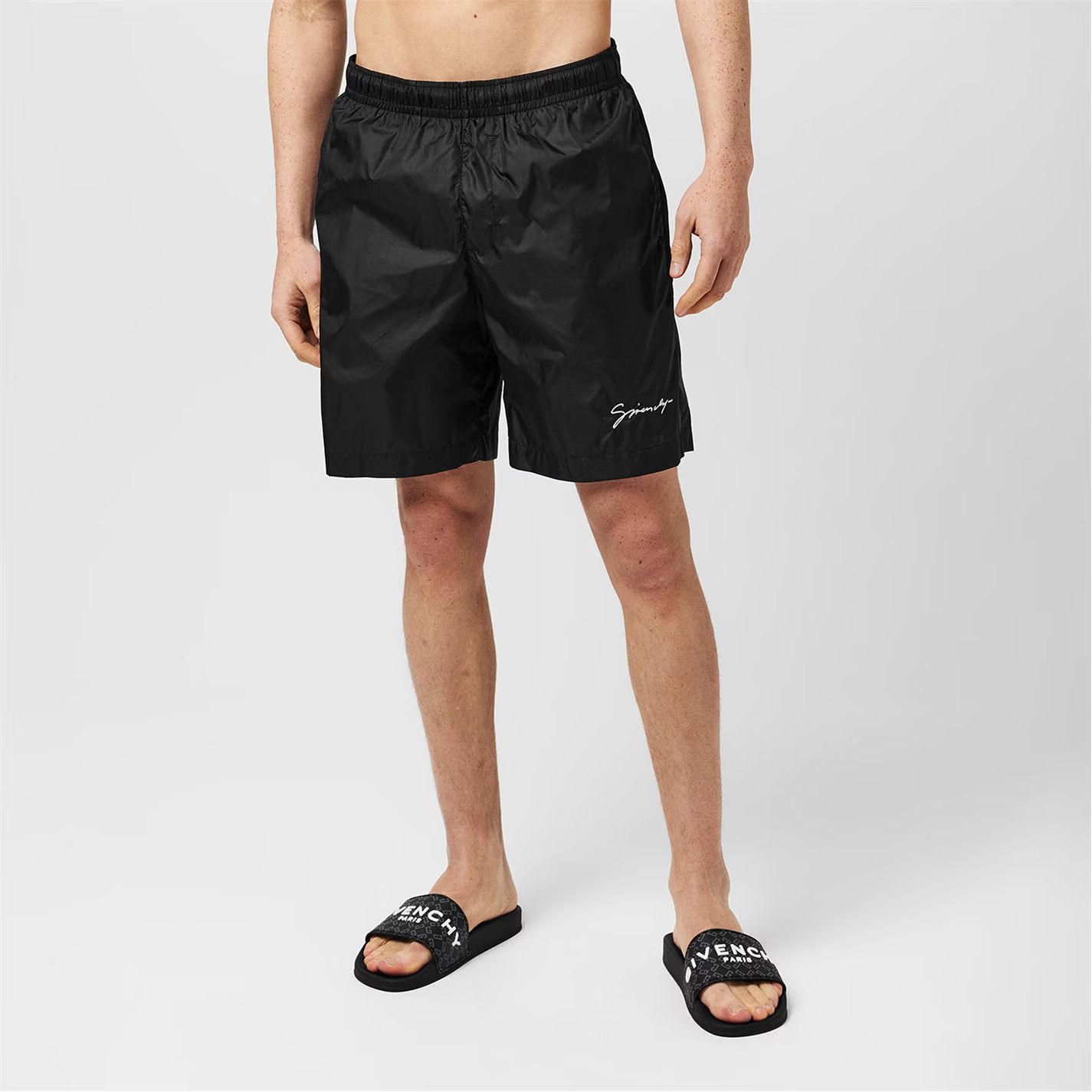 Givenchy o1g2r1mq0426 Swim Shorts in Black Size US 32 / EU 48 - 2 Thumbnail