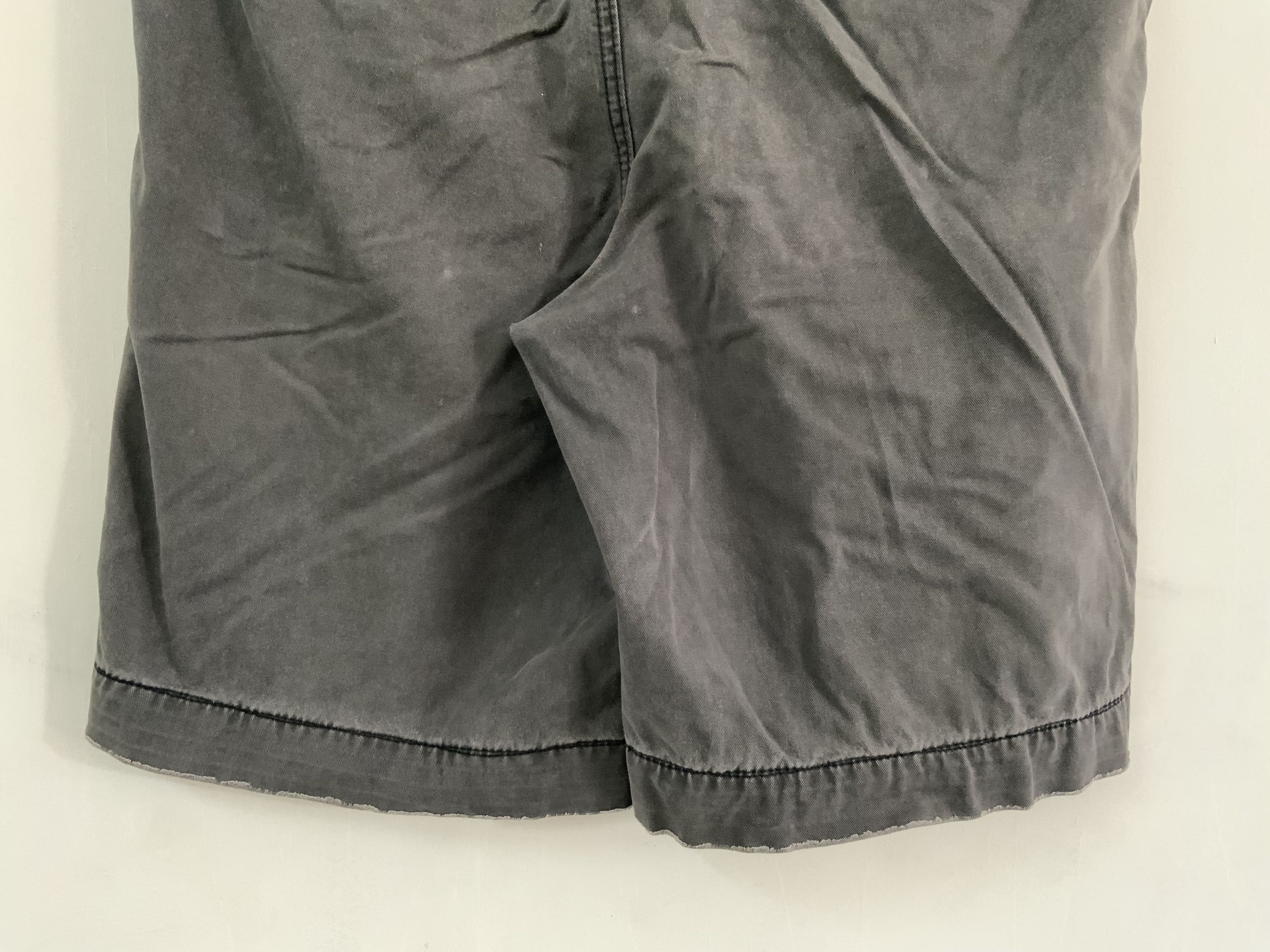 Hollister Hollister Fade Shorts Size US 34 / EU 50 - 6 Thumbnail