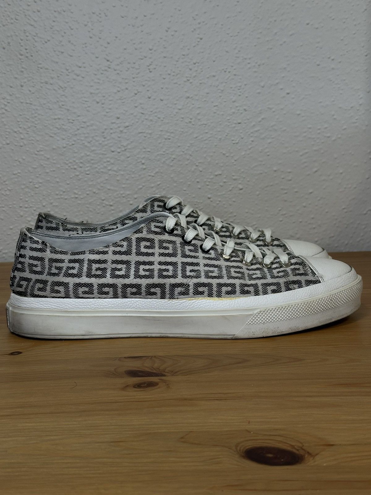 Givenchy Givenchy City Low Sneakers Size US 13 / EU 46 - 6 Thumbnail