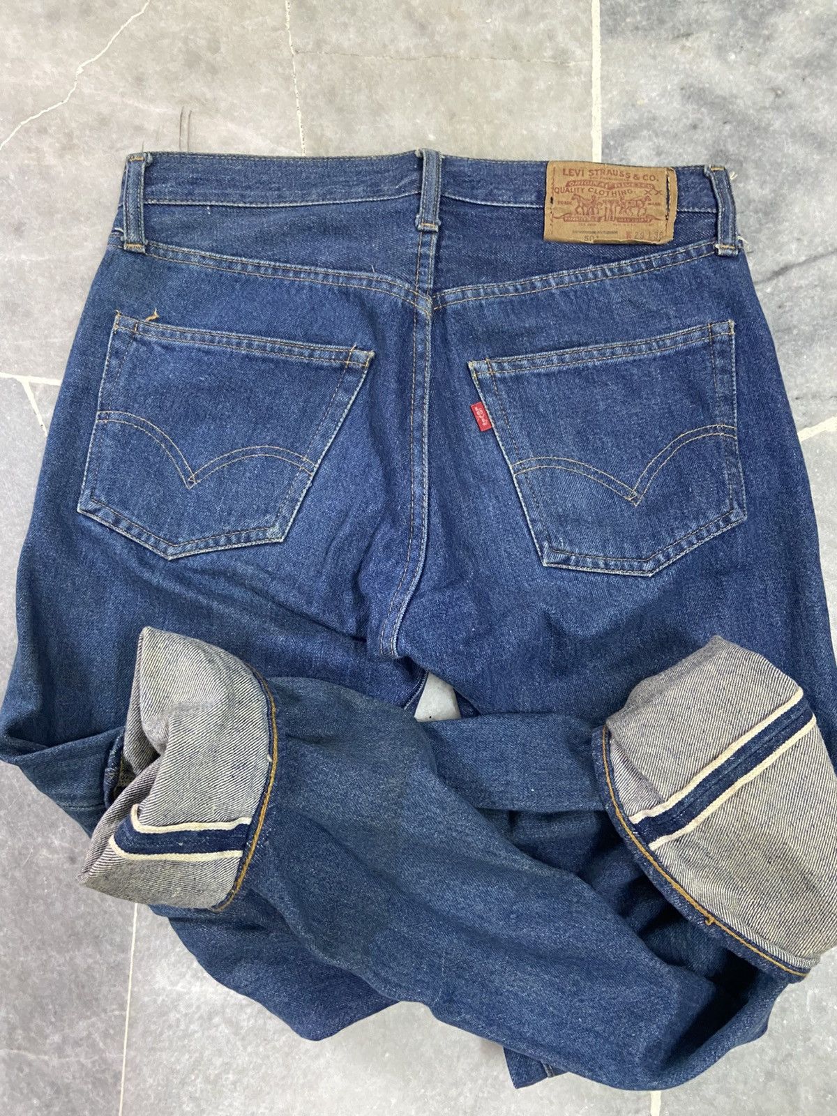 Levi's VTG 70’s Levis 501 Redline Selvedge Jeans Top Button #2 Size US 30 / EU 46 - 8 Thumbnail