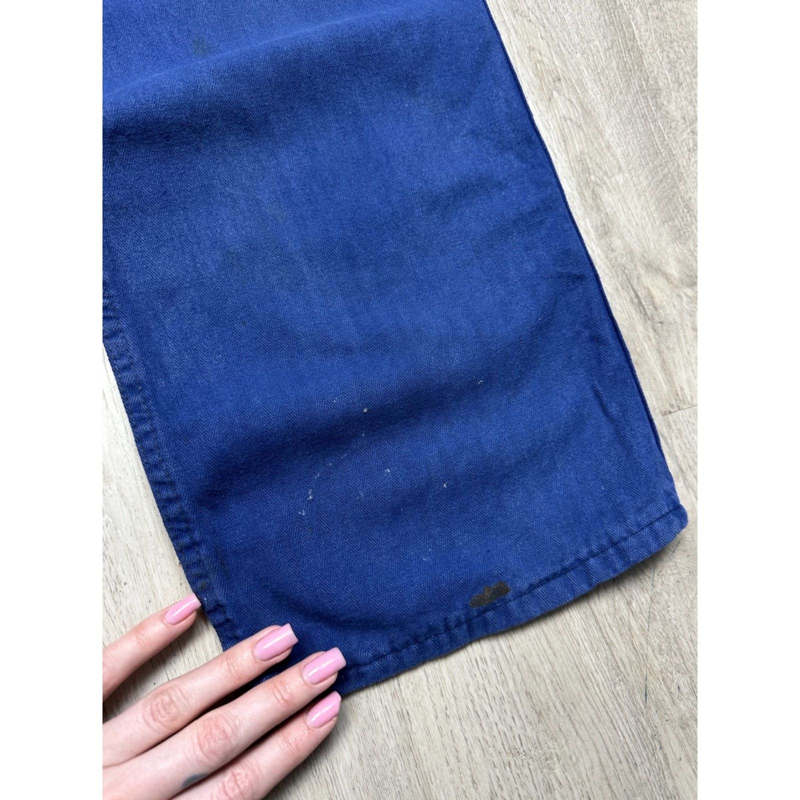 Vintage VINTAGE Le Laboureur Workwear Pants Men Vintage Sanfor Distressed Blue Cotton 32x30 Inseam 30 24 cm Waist 44 cm Waist band 44 cm 48 32 100 cm etc Size US 32 / EU 48 - 5 Thumbnail
