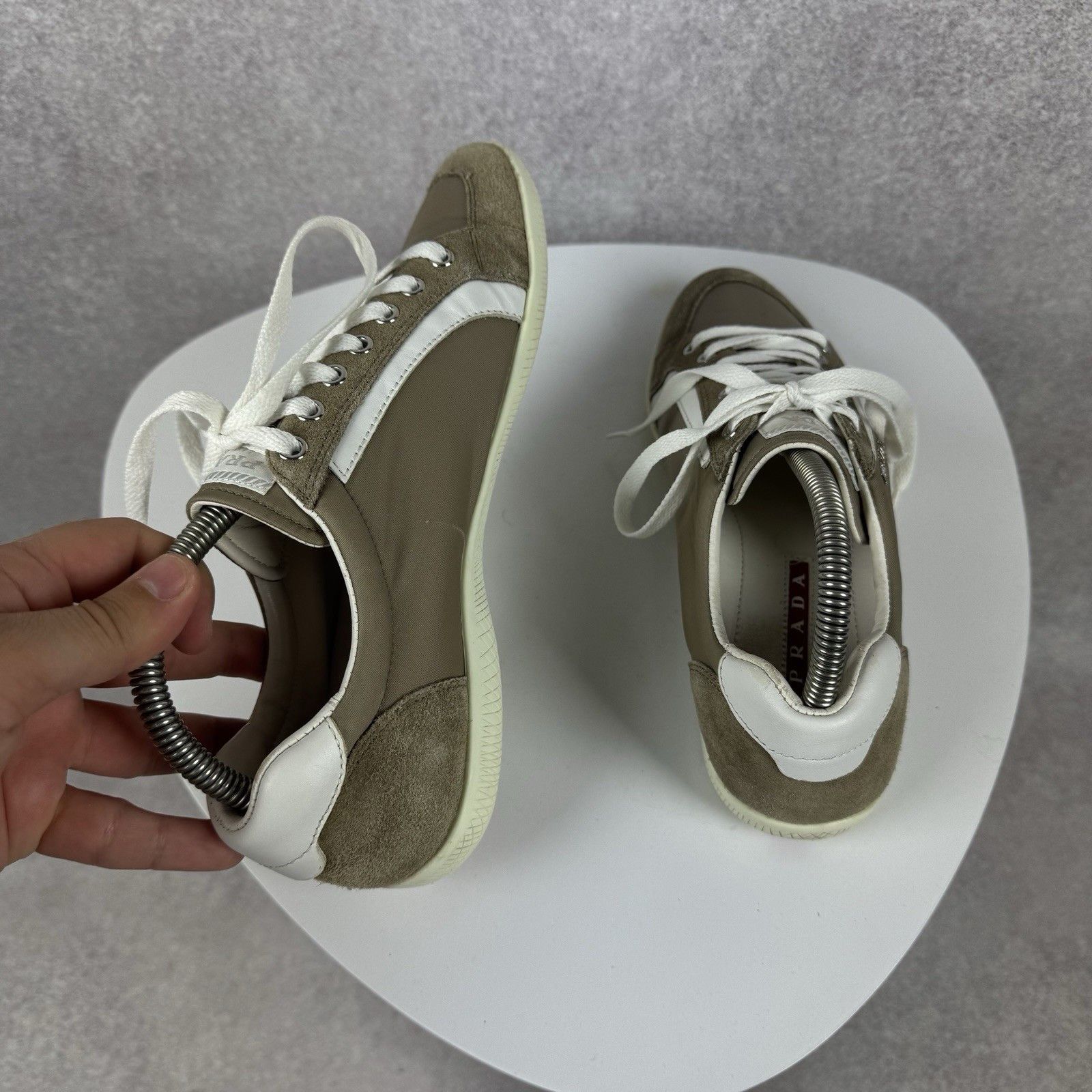 Prada Authentic Luxury Prada Saffiano Sneakers Shoes Woman 3E4890 Size US 8 / IT 38 - 6 Thumbnail