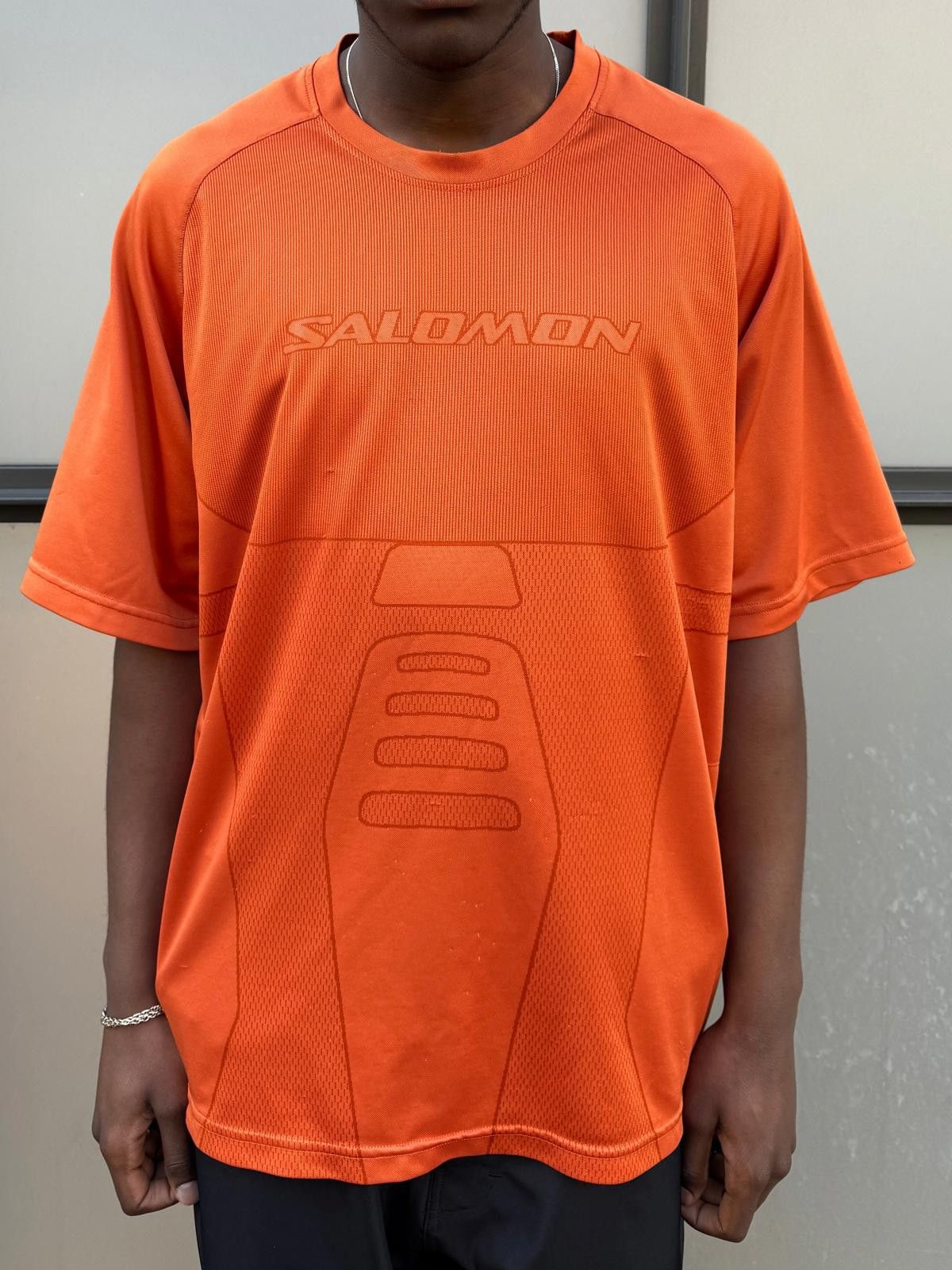 Salomon Early 2000's Salomon Bright Orange Futuristic Graphic Tee Size US L / EU 52-54 / 3 - 1 Thumbnail