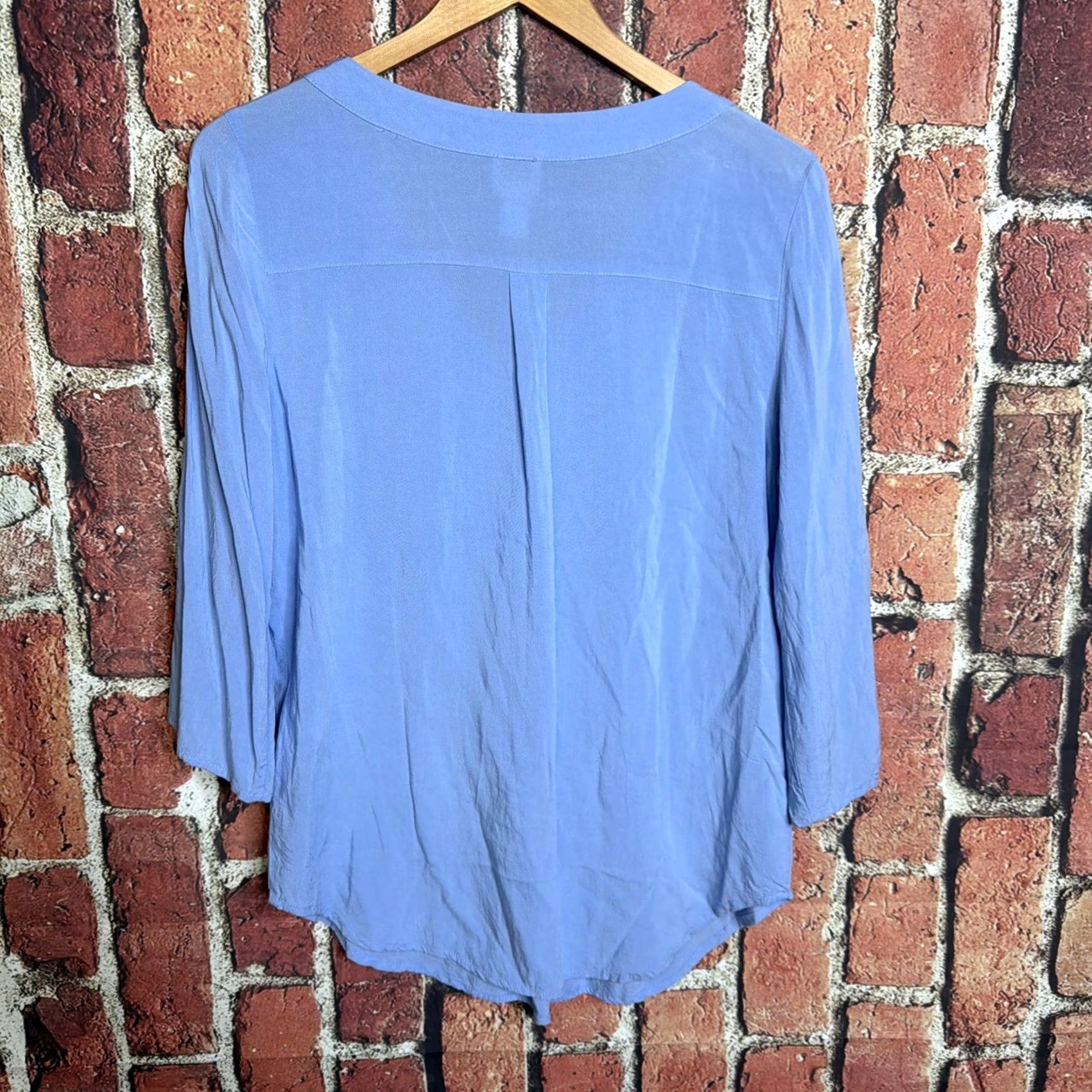 Vintage Chico's Blouse Women's V-Neck Beaded 3/4 Sleeve Blue 1 Regular Viscose Adult Casual/Travel/Party/Cocktail/Night Out Women Size XS / US 0-2 / IT 36-38 - 4 Thumbnail