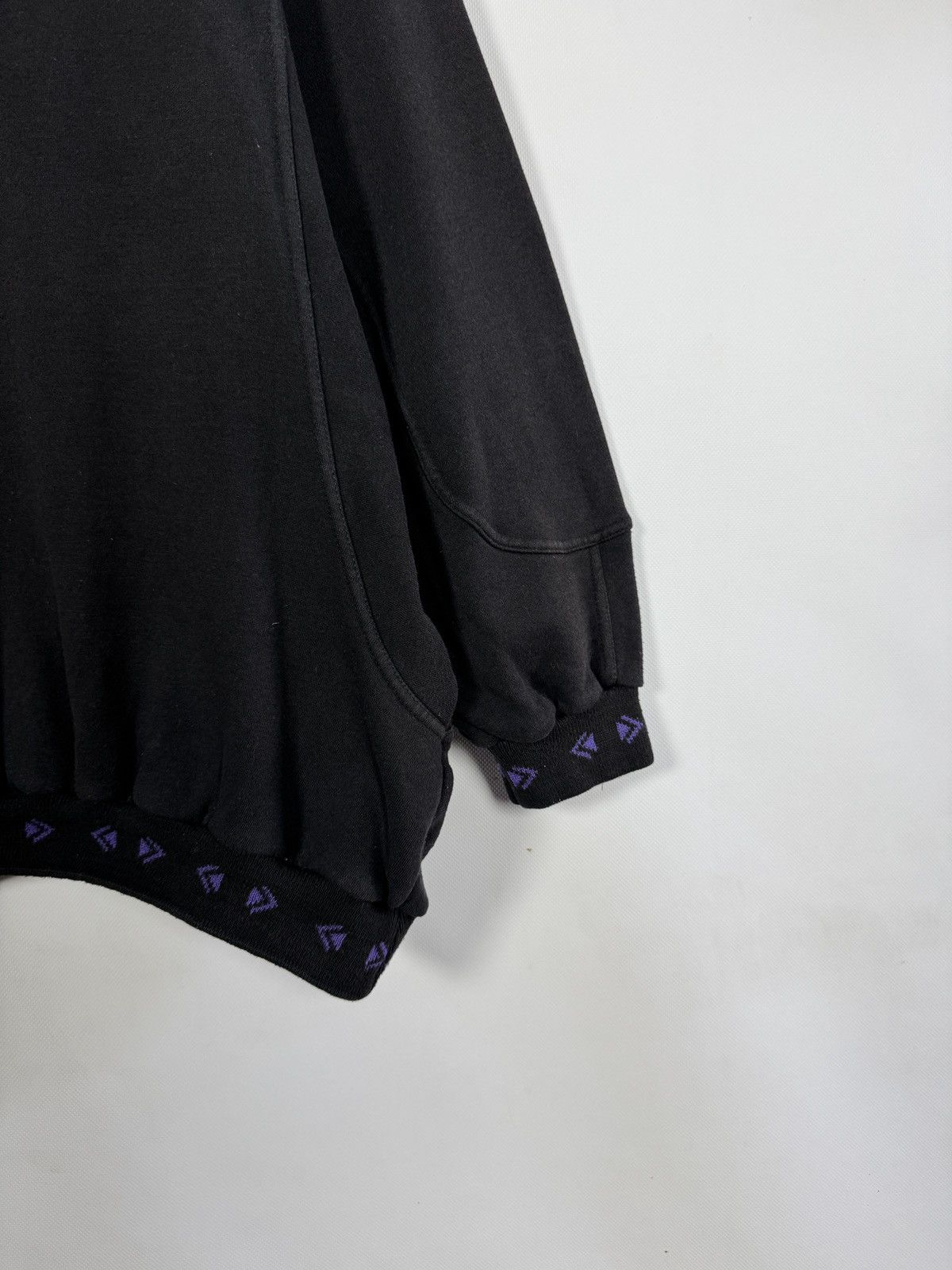 Adidas Adidas Vintage 90s Sportswear Crewneck Sweatshirt Retro XL Size US XL / EU 56 / 4 - 5 Thumbnail