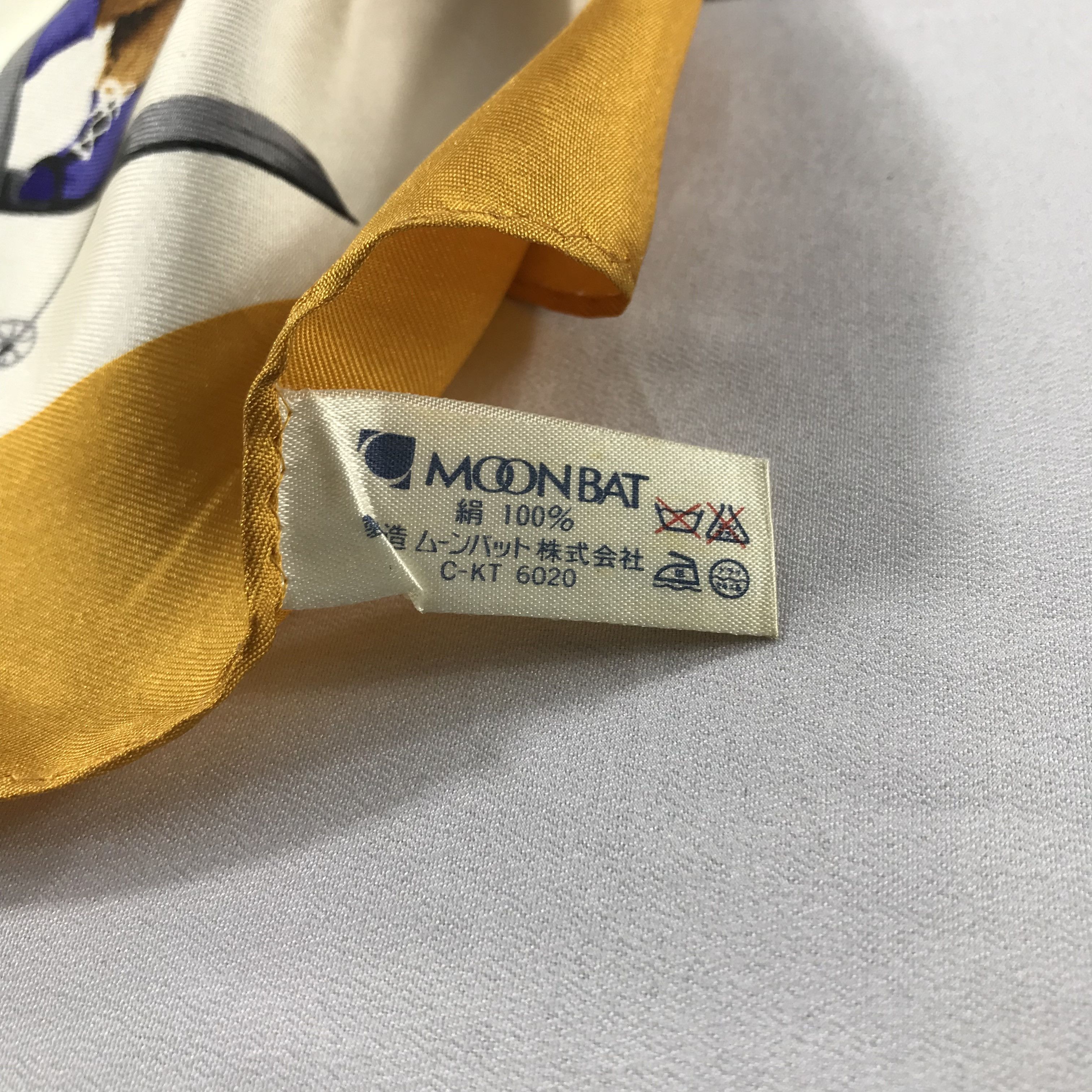 Japanese Brand Laura Bis Ski Teddy Bears Silk Scarf M206 Size ONE SIZE - 10 Thumbnail