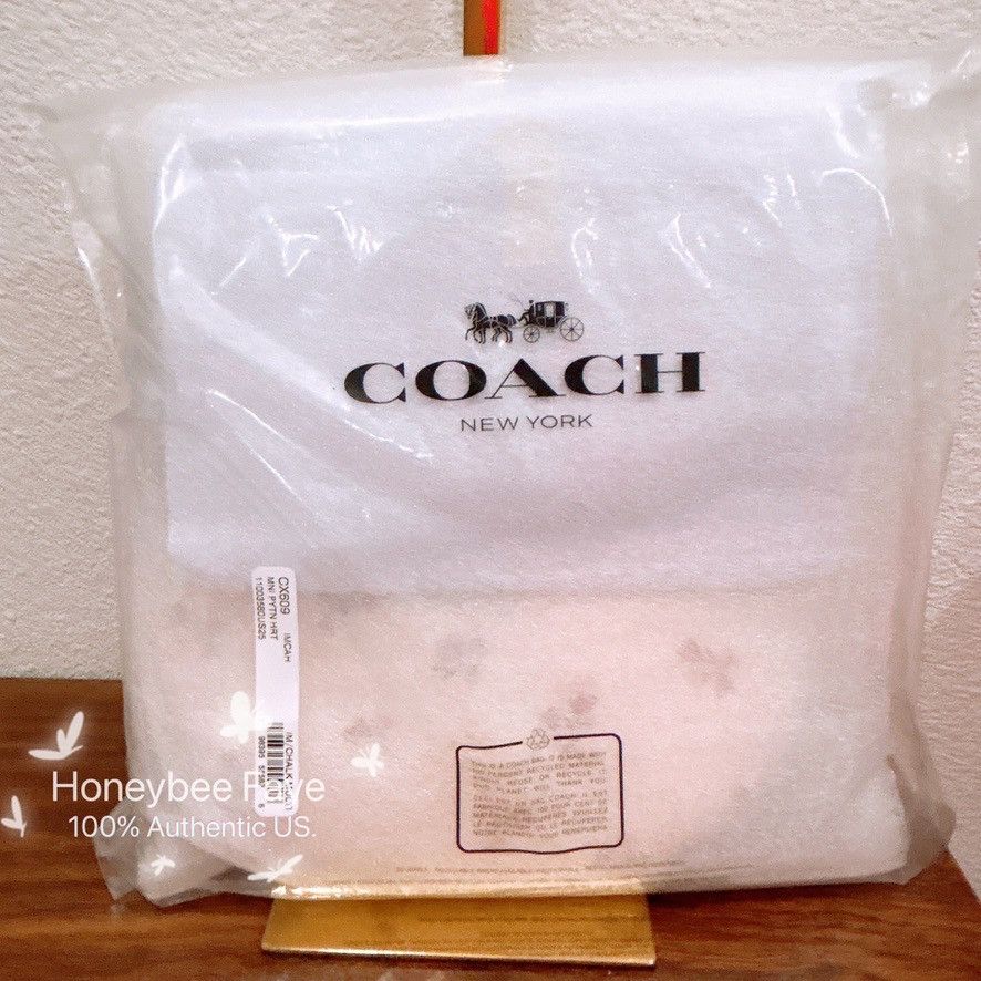Coach NWT Coach Mini Payton Bag With Heart Print CX609 Size ONE SIZE - 4 Thumbnail