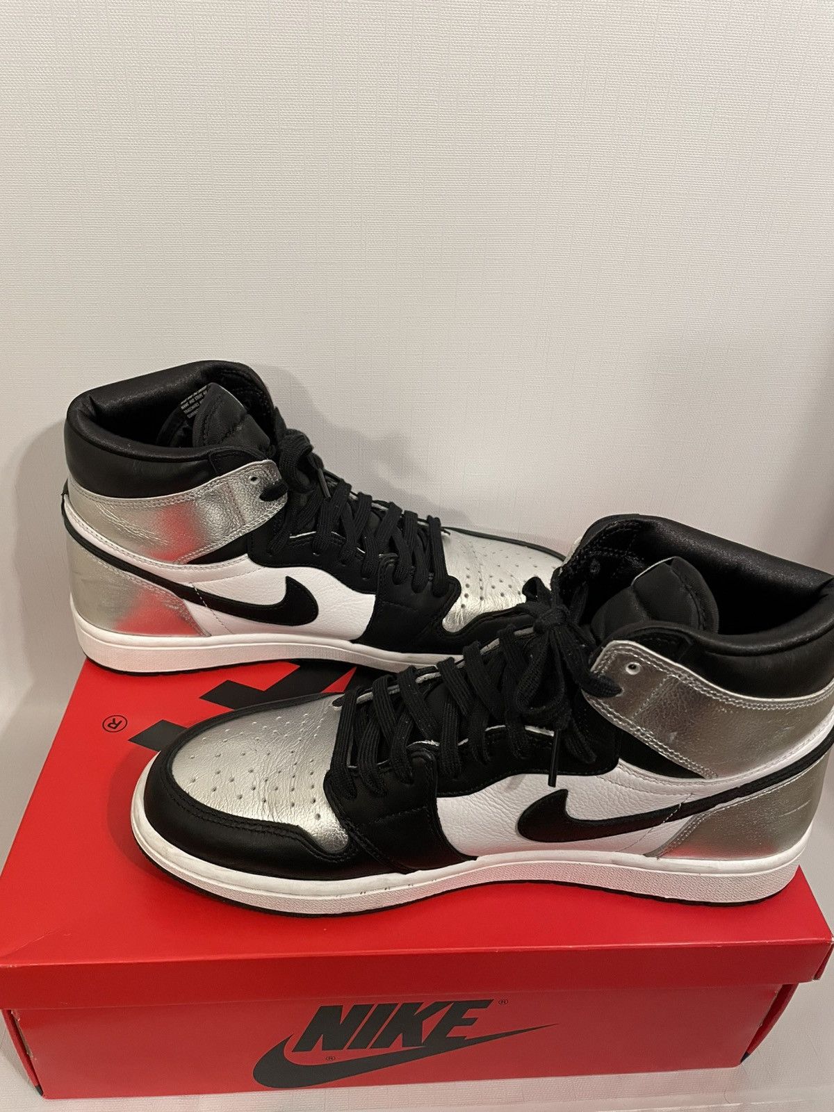 Nike Jordan 1 Silver Toe Size W 11.5 ,E44, Uk 9 Size US 11.5 / IT 41.5 - 2 Thumbnail