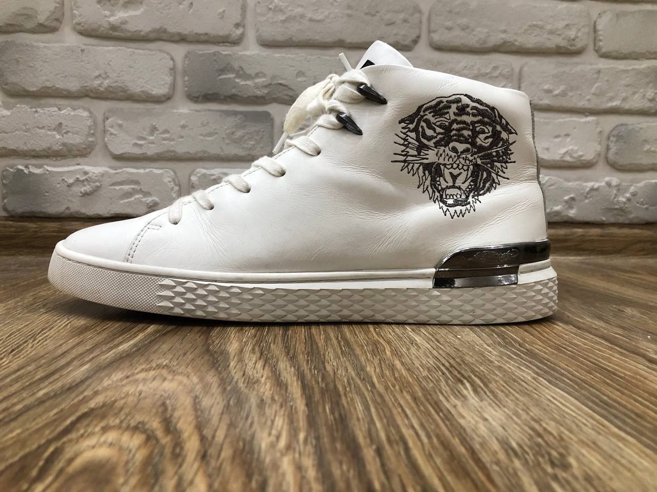 Pre-owned Christian Audigier X Ed Hardy Vintage Ed Hardy Hi-top Leather Sneakers Tiger In White