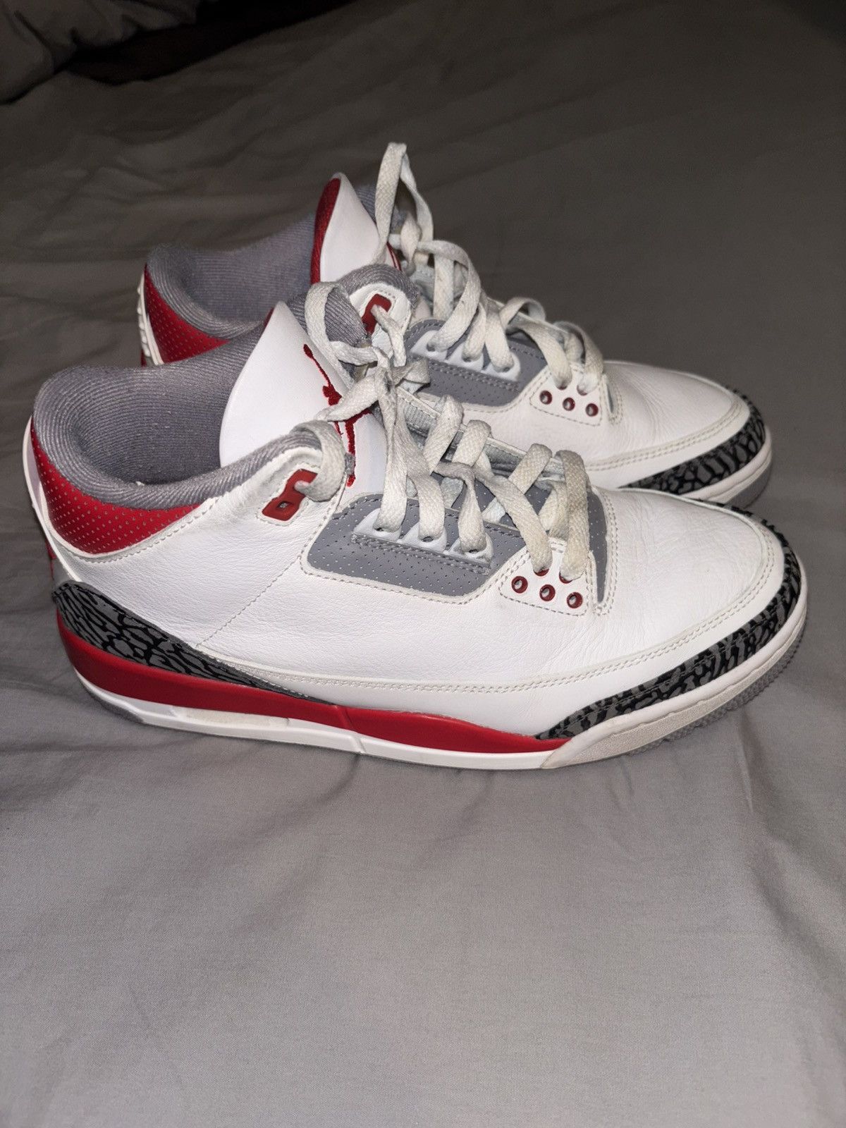Nike JORDAN 3 FIRE RED Size US 8.5 / EU 41-42 - 2 Thumbnail