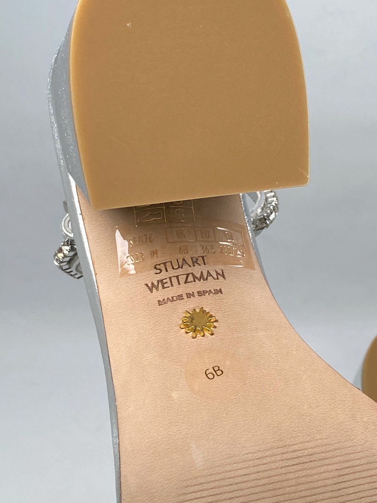 Stuart Weitzman Stuart Weitzman Embellished Metallic Leather Sandals size 6 Size US 6 / IT 36 - 11 Thumbnail