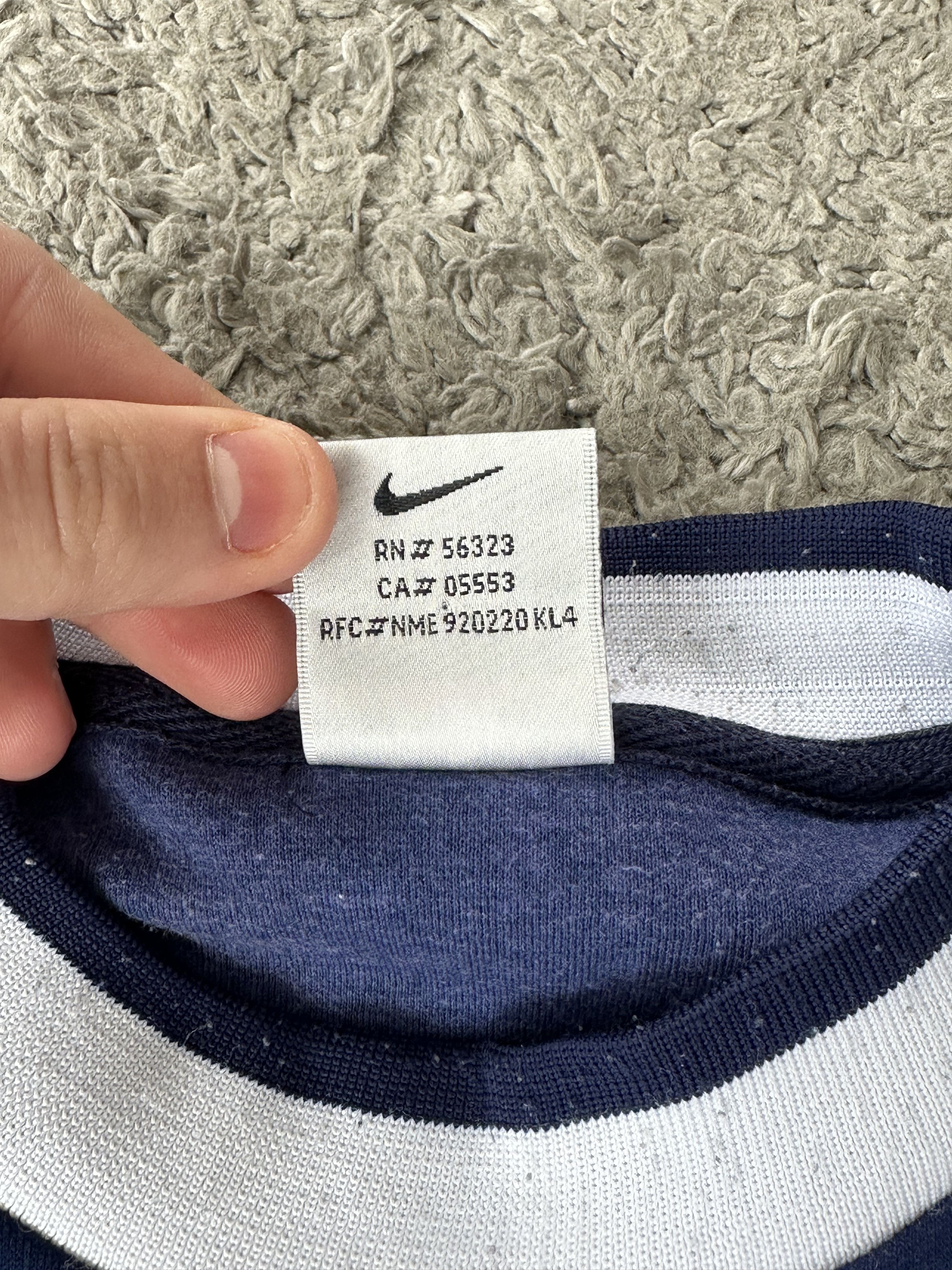 Nike 90s Vintage Sweatshirt Nike Big Logo Center Swoosh Crewneck Size US S / EU 44-46 / 1 - 6 Thumbnail