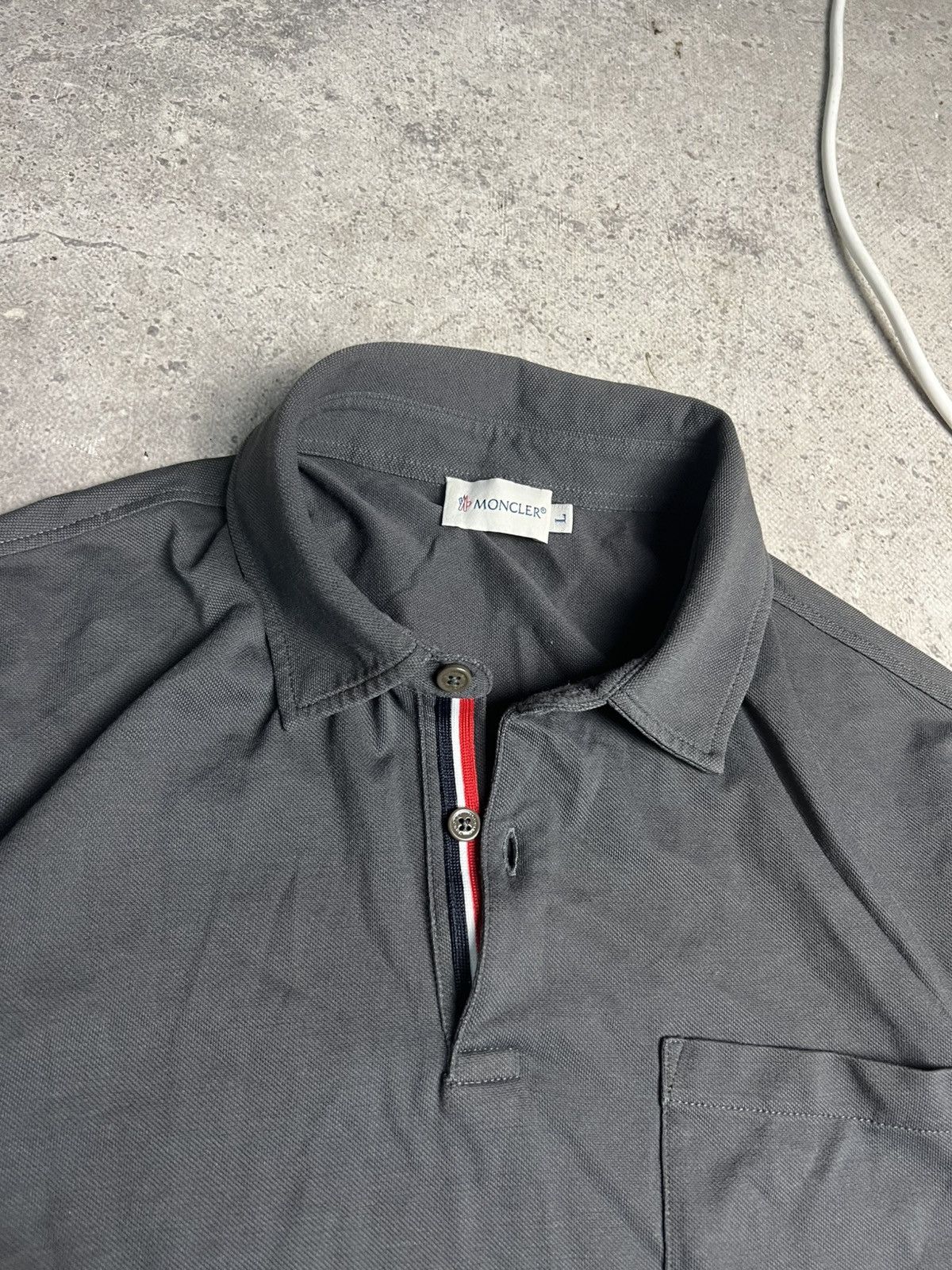 Moncler Moncler polo t shirt Size US L / EU 52-54 / 3 - 3 Thumbnail