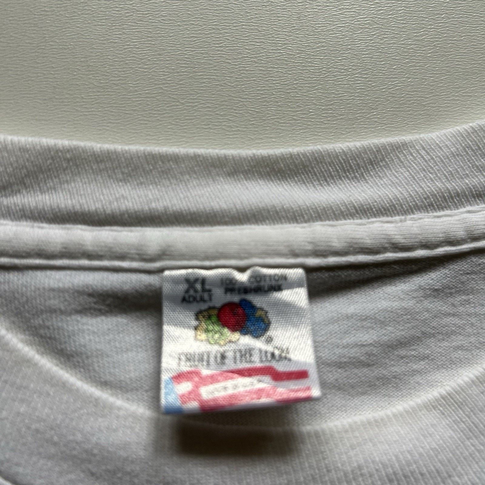 Fruit Of The Loom Vintage 90s Funny T Shirt XL Life Perspective View Art Rare Size US XL / EU 56 / 4 - 8 Thumbnail
