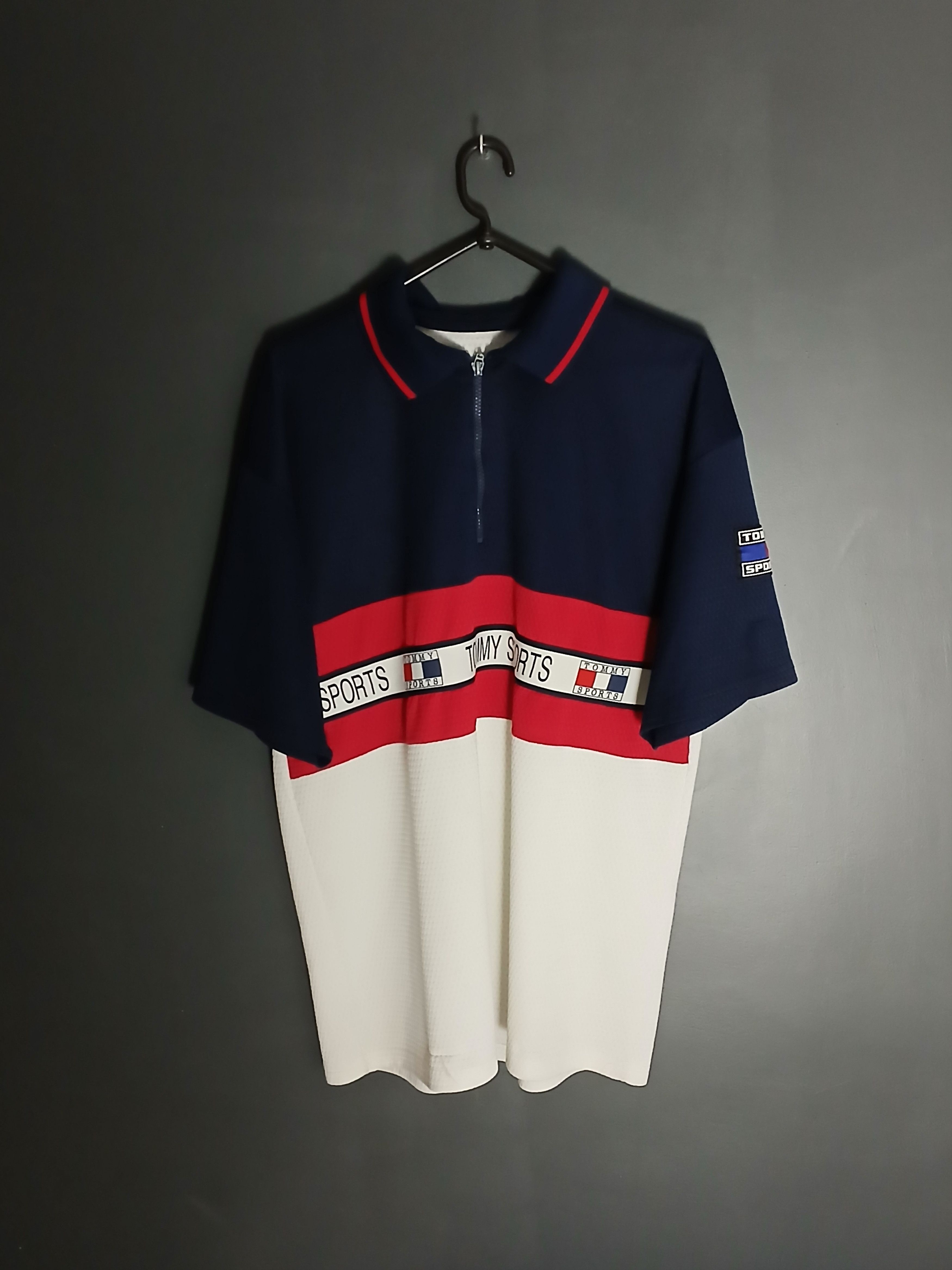 Tommy Hilfiger Tommy Hilfiger T-Shirt Size US L / EU 52-54 / 3 - 1 Thumbnail
