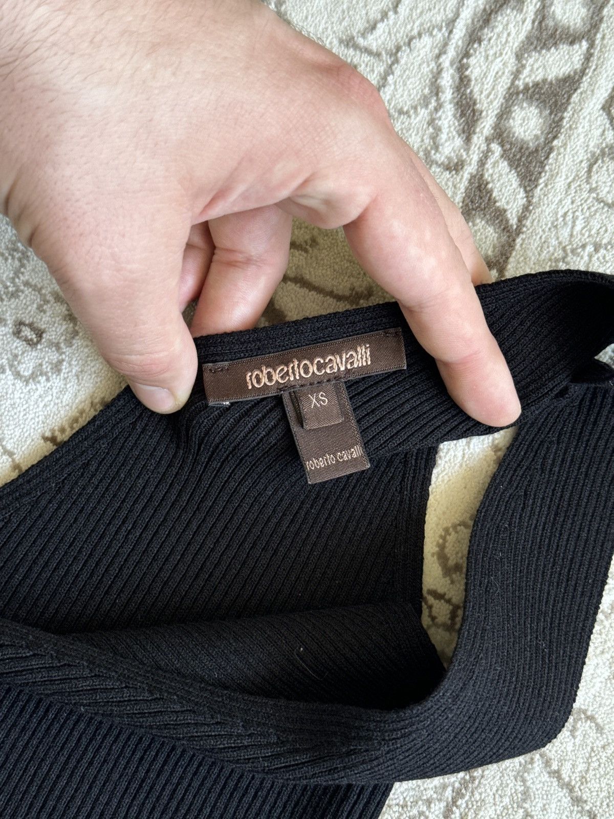 Roberto Cavalli Vintage Y2K Roberto Cavalli Ribbed Crop Top V-Neck Avantgard Size XS / US 0-2 / IT 36-38 - 10 Thumbnail