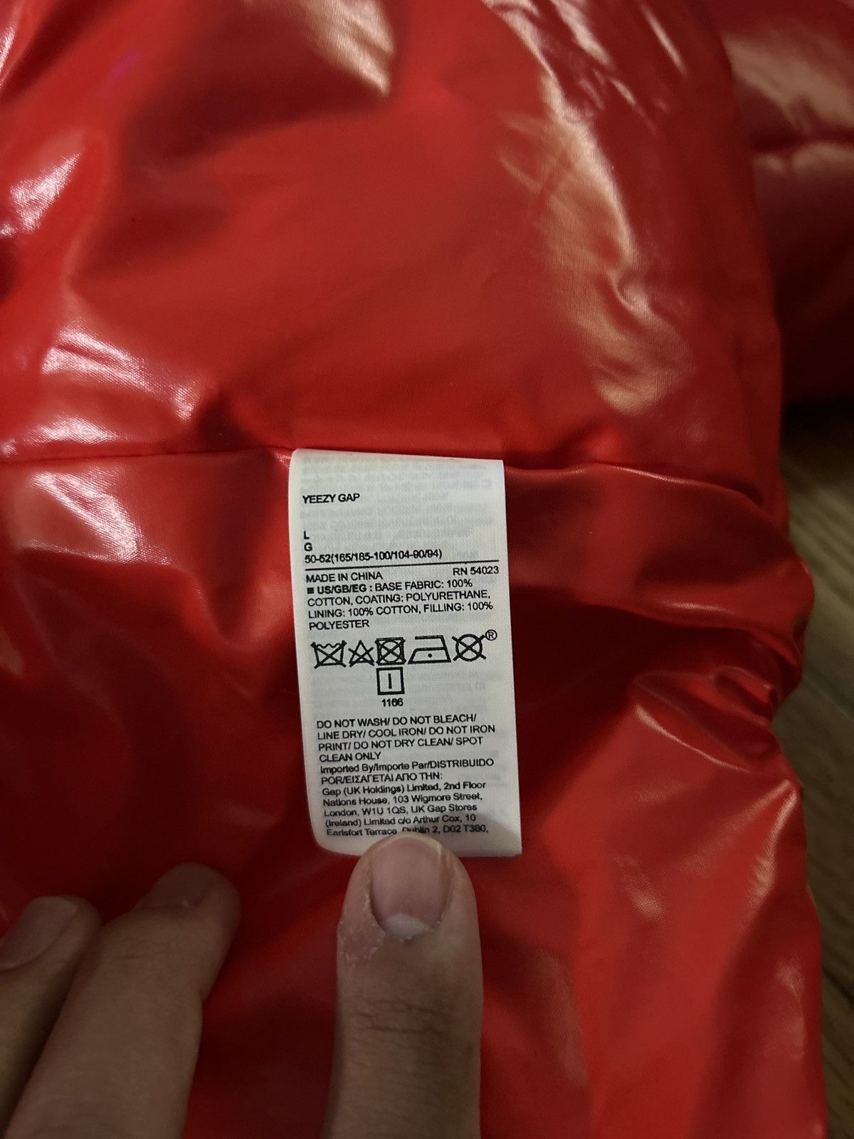 Gap × Yeezy Yeezy Gap Round Jacket ‘Red’ Size US L / EU 52-54 / 3 - 3 Thumbnail