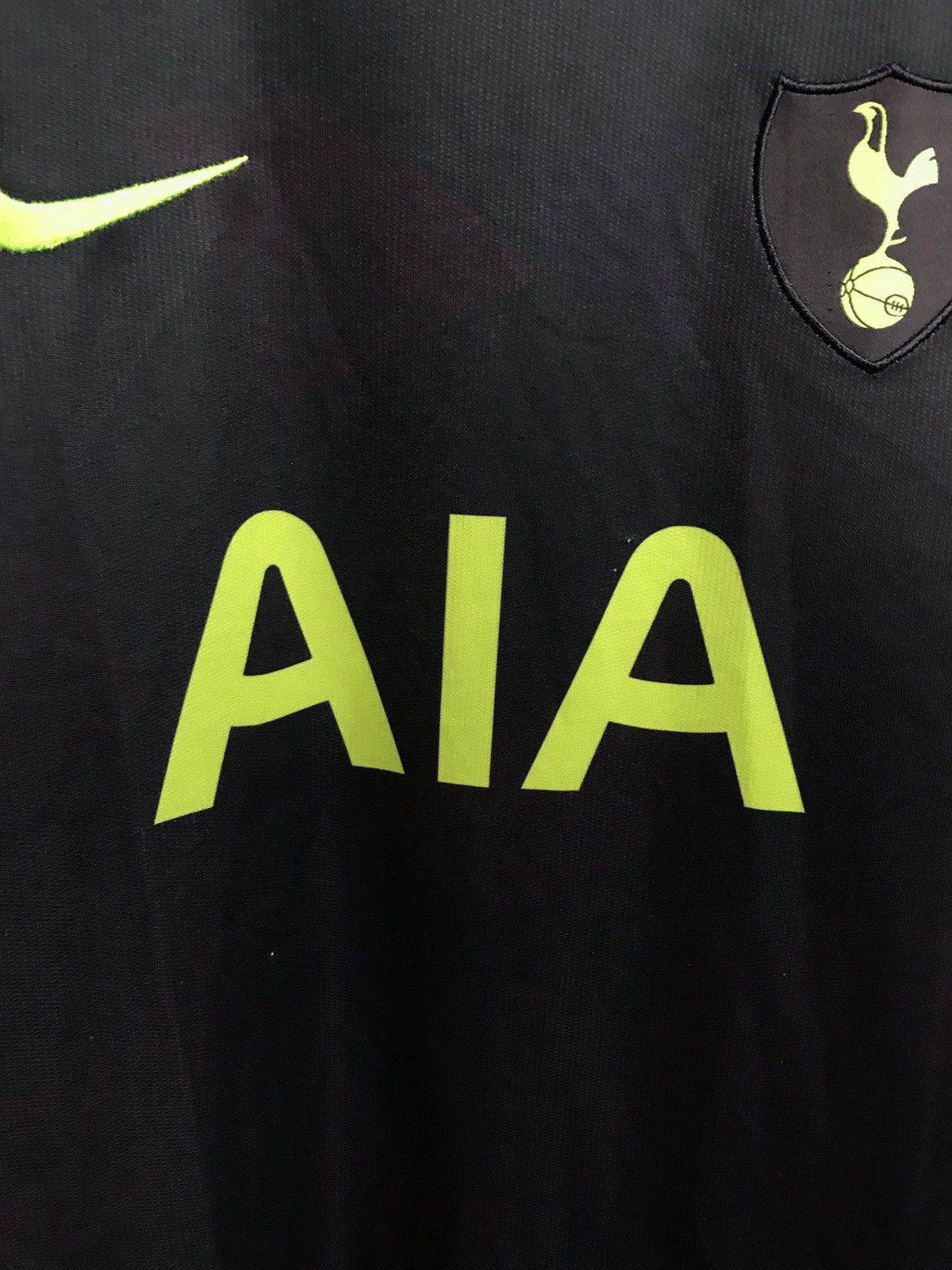Vintage Tottenham Hotspur streetwear soccer jersey Size US M / EU 48-50 / 2 - 3 Thumbnail