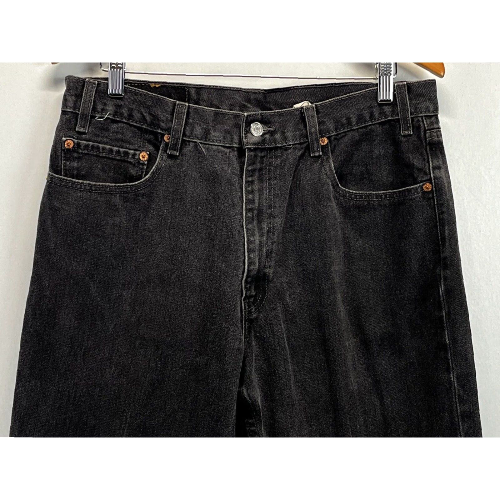 Levi's VINTAGE Levi's 505 Black Jeans 36x30 Relaxed Fit Straight Leg Y2K Mens Size US 36 / EU 52 - 2 Thumbnail