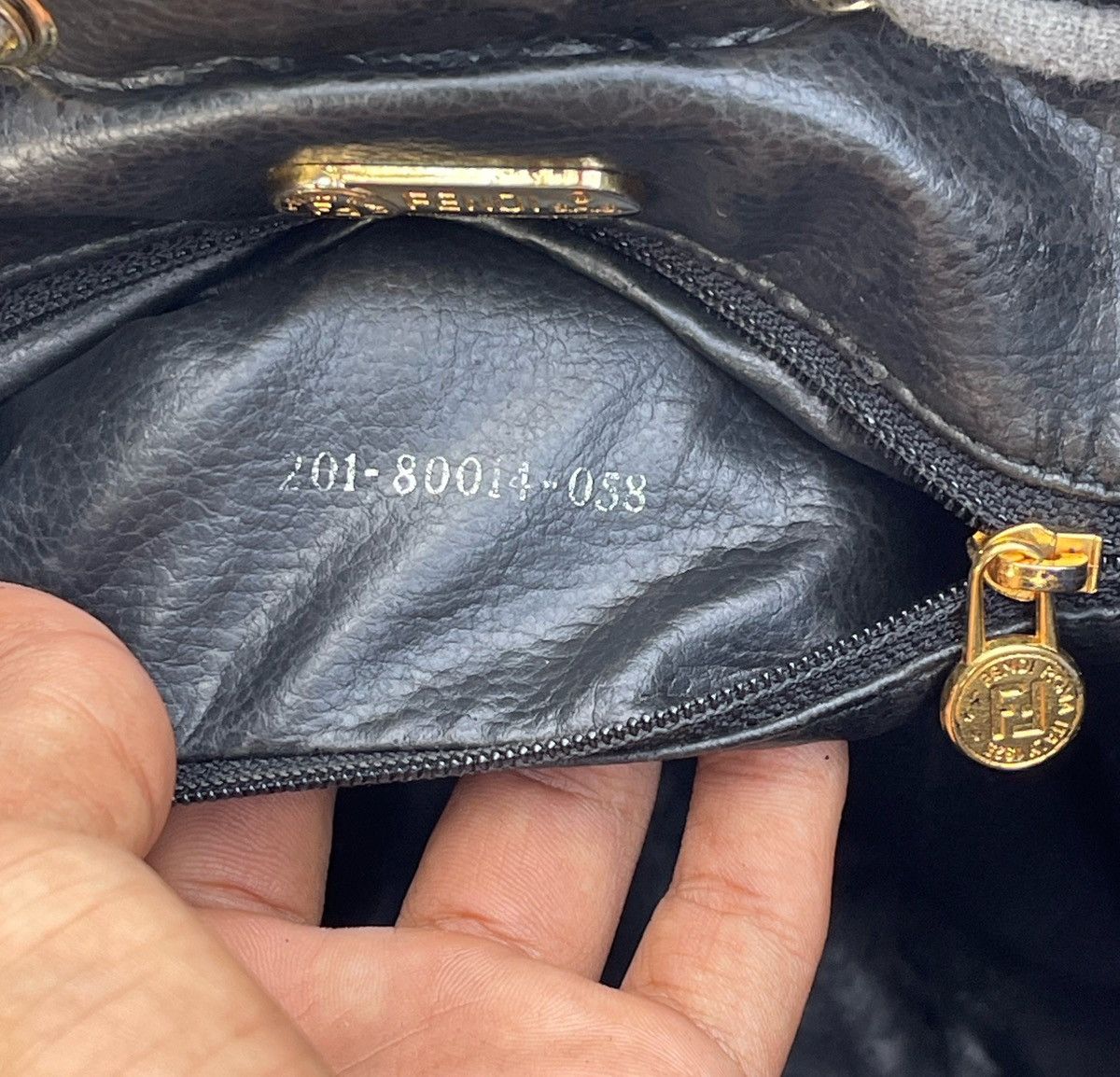 Fendi 🔥VINTAGE 90'S FENDI ROMA ITALY PEQUIN CHECK BUCKET BAG Size ONE SIZE - 19 Thumbnail