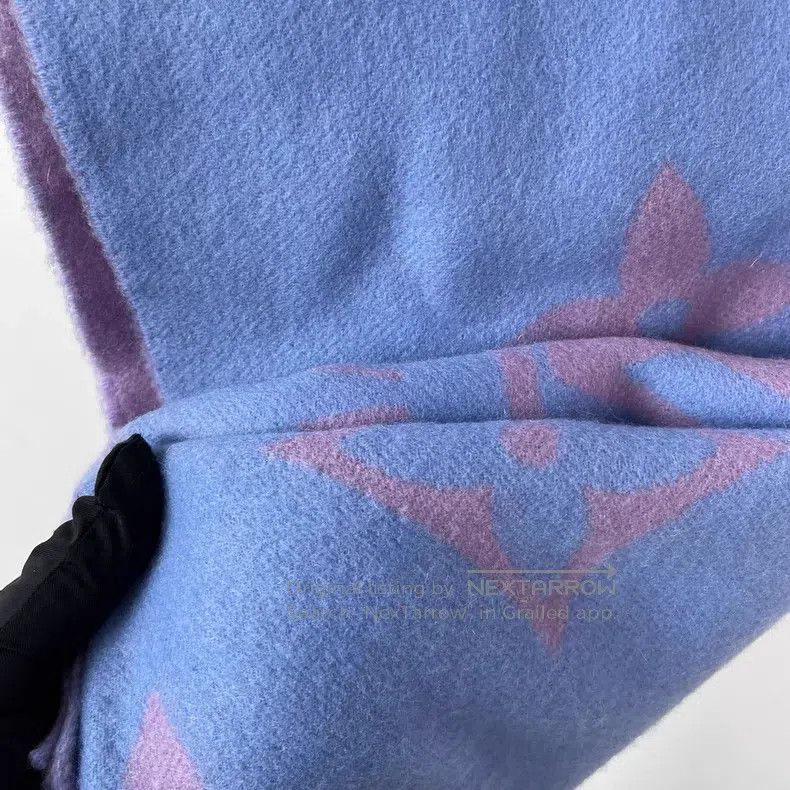 Louis Vuitton Louis Vuitton Cashmere scarf Size ONE SIZE - 4 Thumbnail
