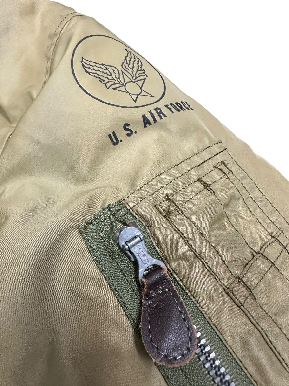 Buzz Rickson's × Toyo Enterprises Buzz Rickson Flying Jacket Type B-15B Riri Size US L / EU 52-54 / 3 - 4 Thumbnail