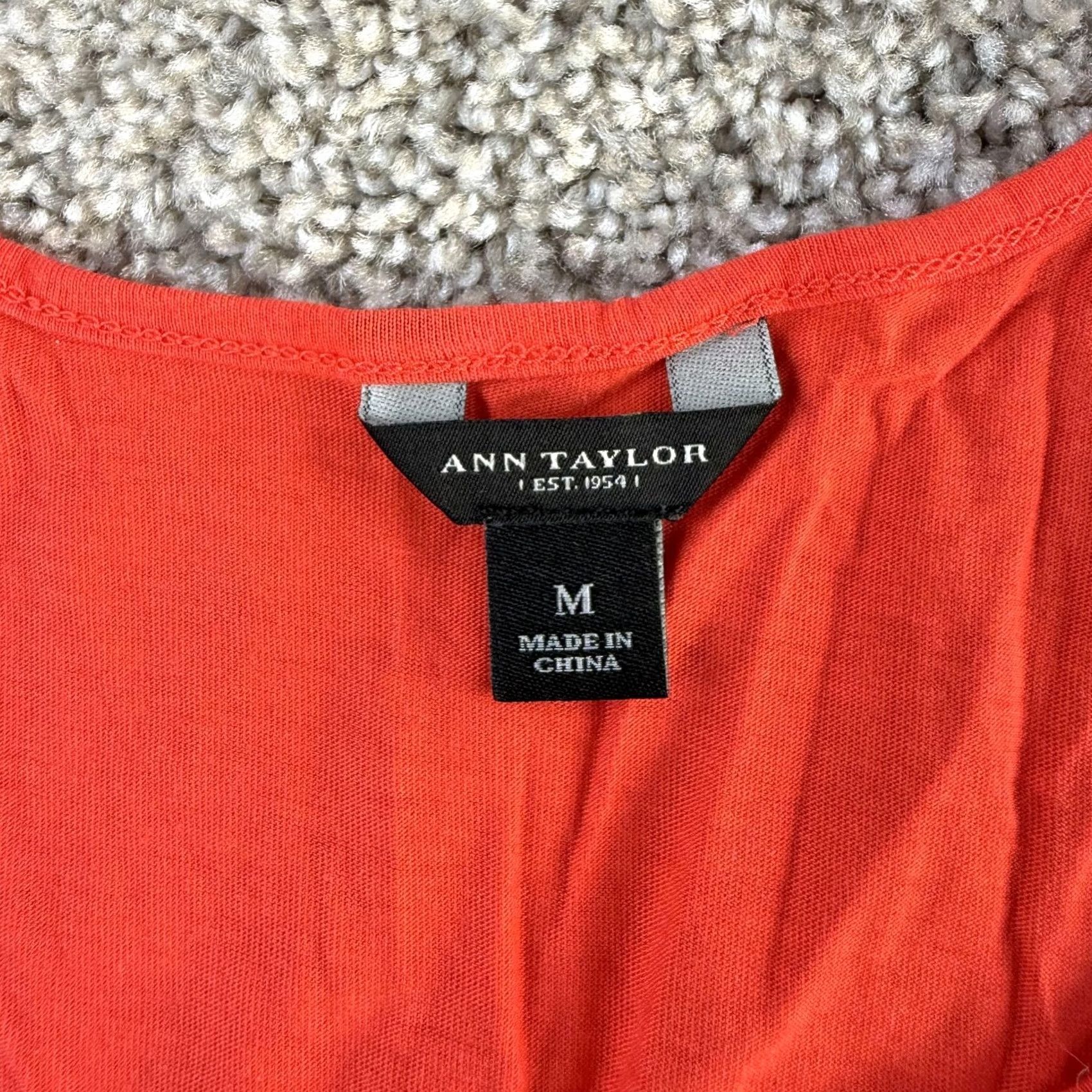 Ann Taylor Ann Taylor Tank Top Womens Medium Orange Scoop Neck Embroidered Geometric Size M / US 6-8 / IT 42-44 - 3 Thumbnail