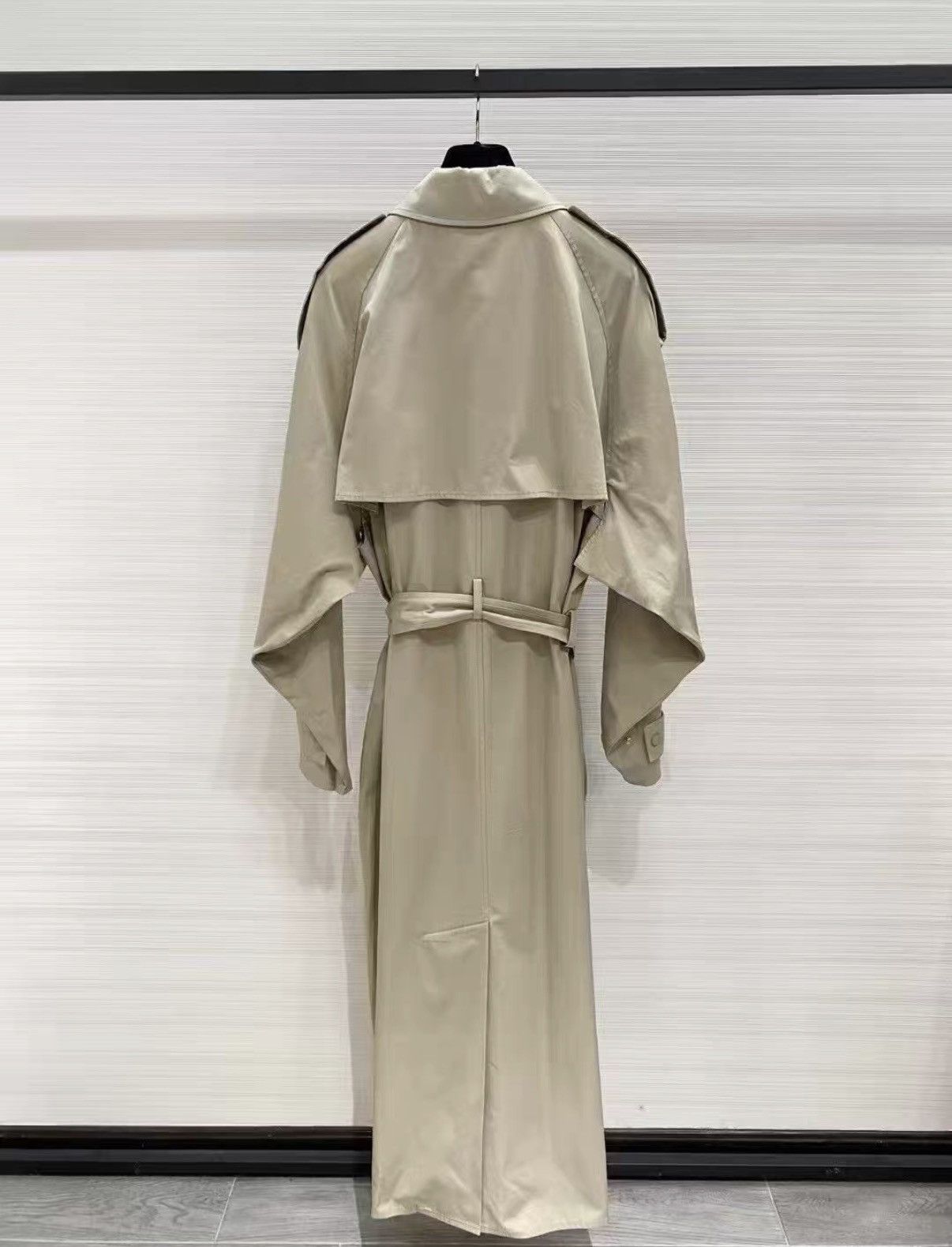 Bottega Veneta Bottega Veneta Beige Belted Long Trench Coat J33 Size XS / US 0-2 / IT 36-38 - 3 Thumbnail