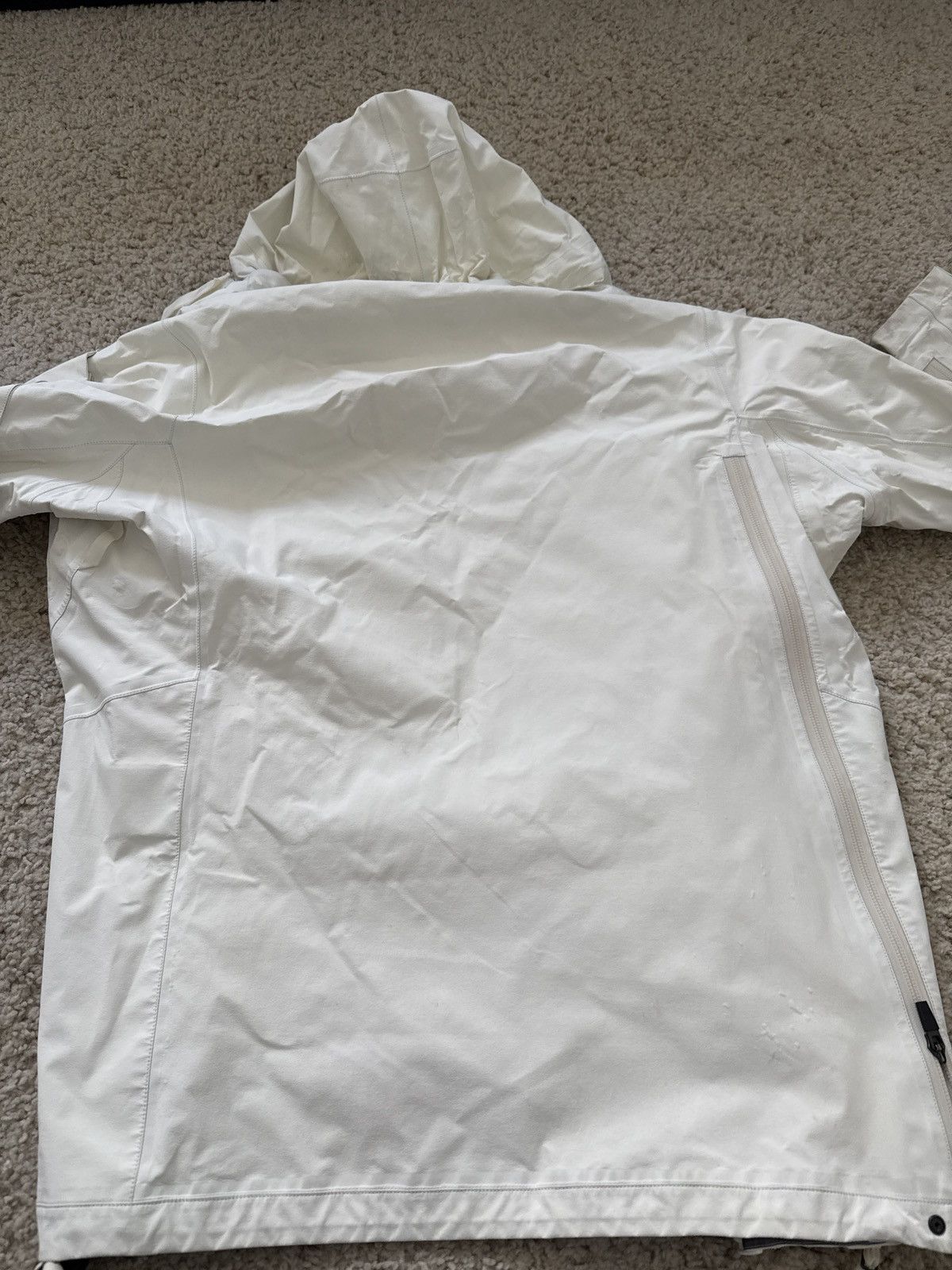 Acronym Acronym J47TS-GT-WHT WHITE S Small Size US S / EU 44-46 / 1 - 3 Thumbnail