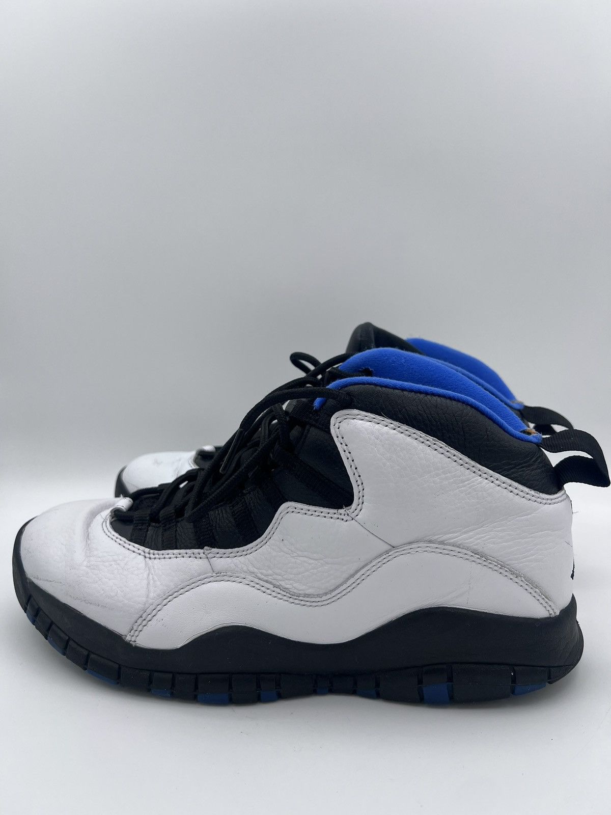 Jordan Brand Nike Air Jordan 10 Retro 2018 Orlando 310805-108 Size 10.5 Size US 10.5 / EU 43-44 - 3 Thumbnail