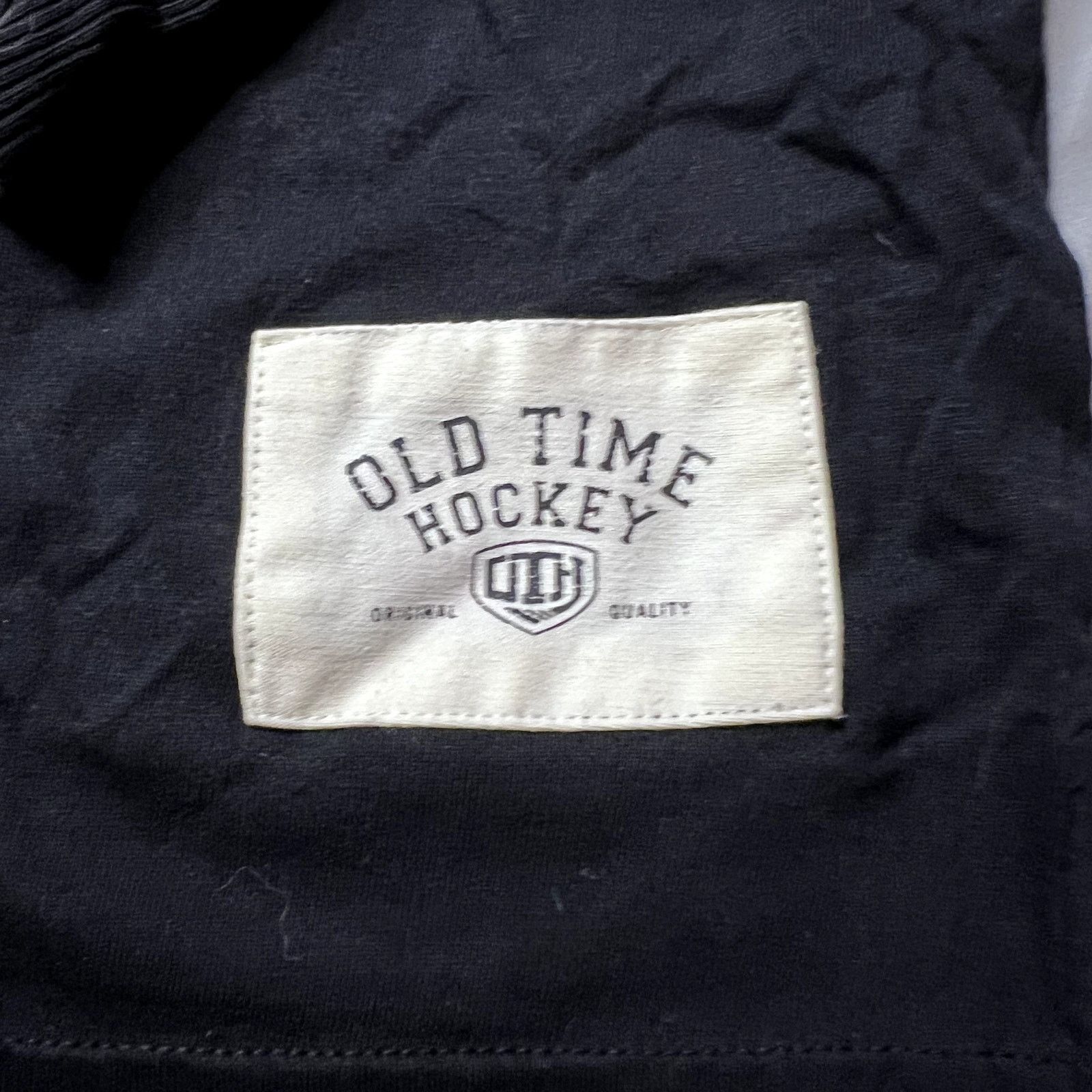 NHL Old Time Hockey Philadelphia Flyers Long Sleeve T-Shirt XL Size US XL / EU 56 / 4 - 4 Thumbnail