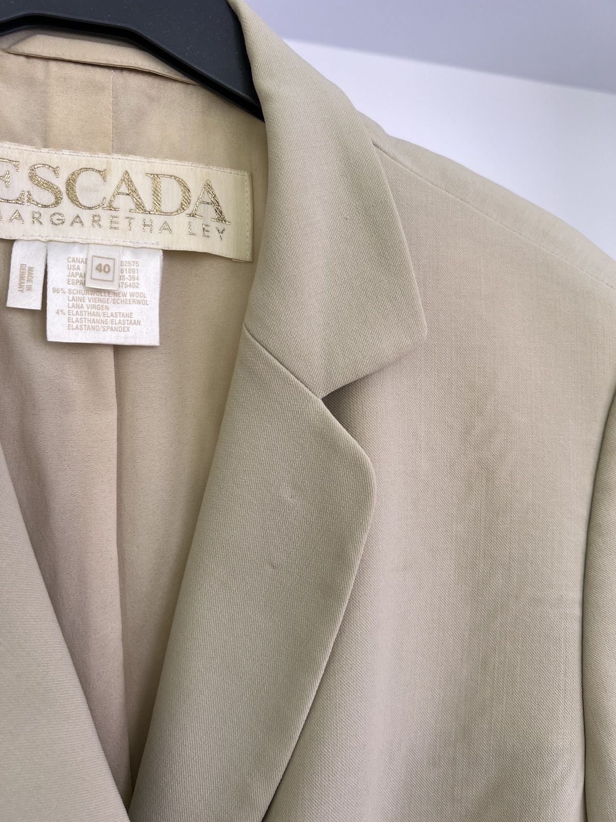 Designer × Escada × Vintage Vintage ESCADA Women's Beige Wool Blazer Jacket Size S / US 4 / IT 40 - 9 Thumbnail