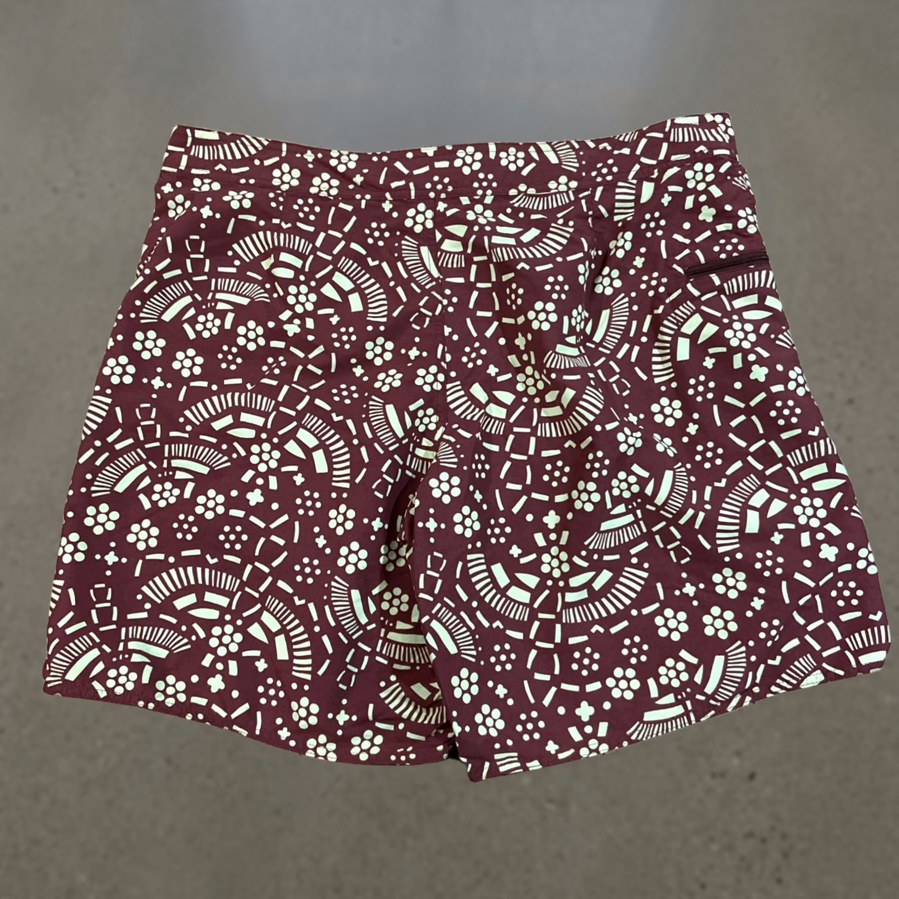 Patagonia Patagonia Board Shorts Mens 38 Red Abstract Nylon Swim Trunks Surf Beach Quick Dry Pockets Drawstring Lightweight Size US 38 / EU 54 - 1 Thumbnail